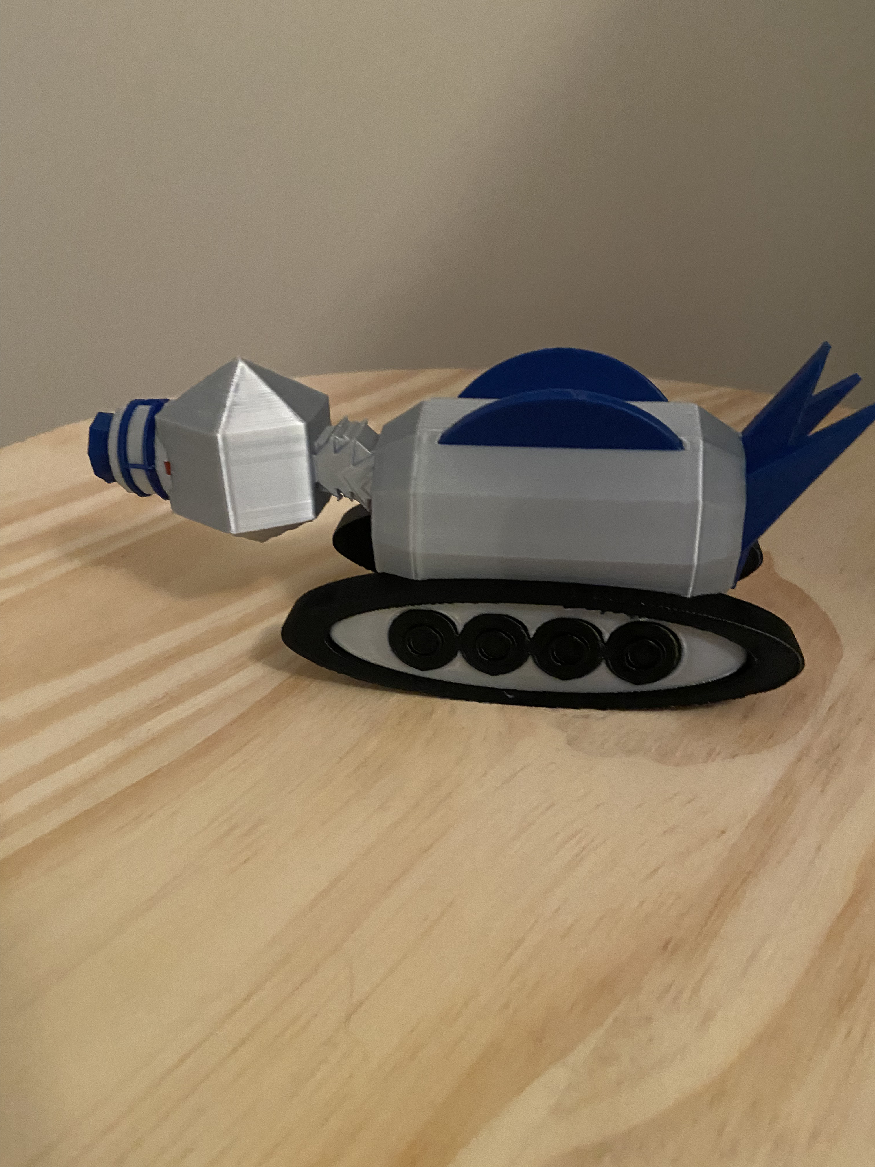 Futuristic Robot — miniatura 2