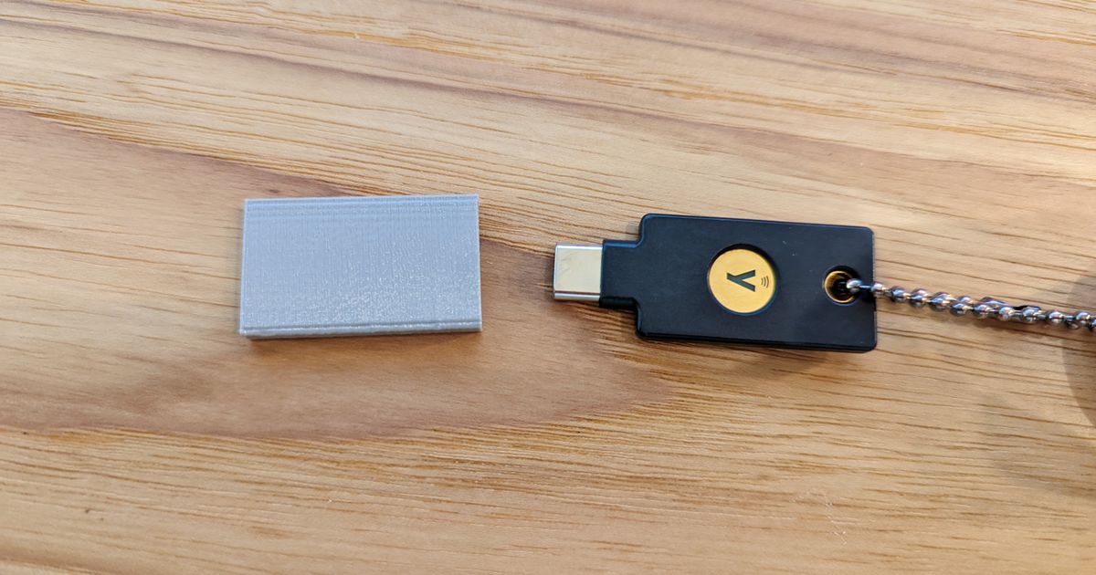 YubiKey 5C NFC Cover by Zetta, Download free STL model