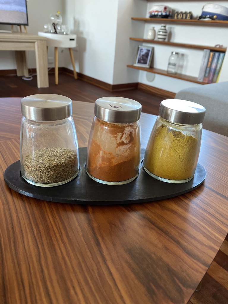 Tray for spice jars