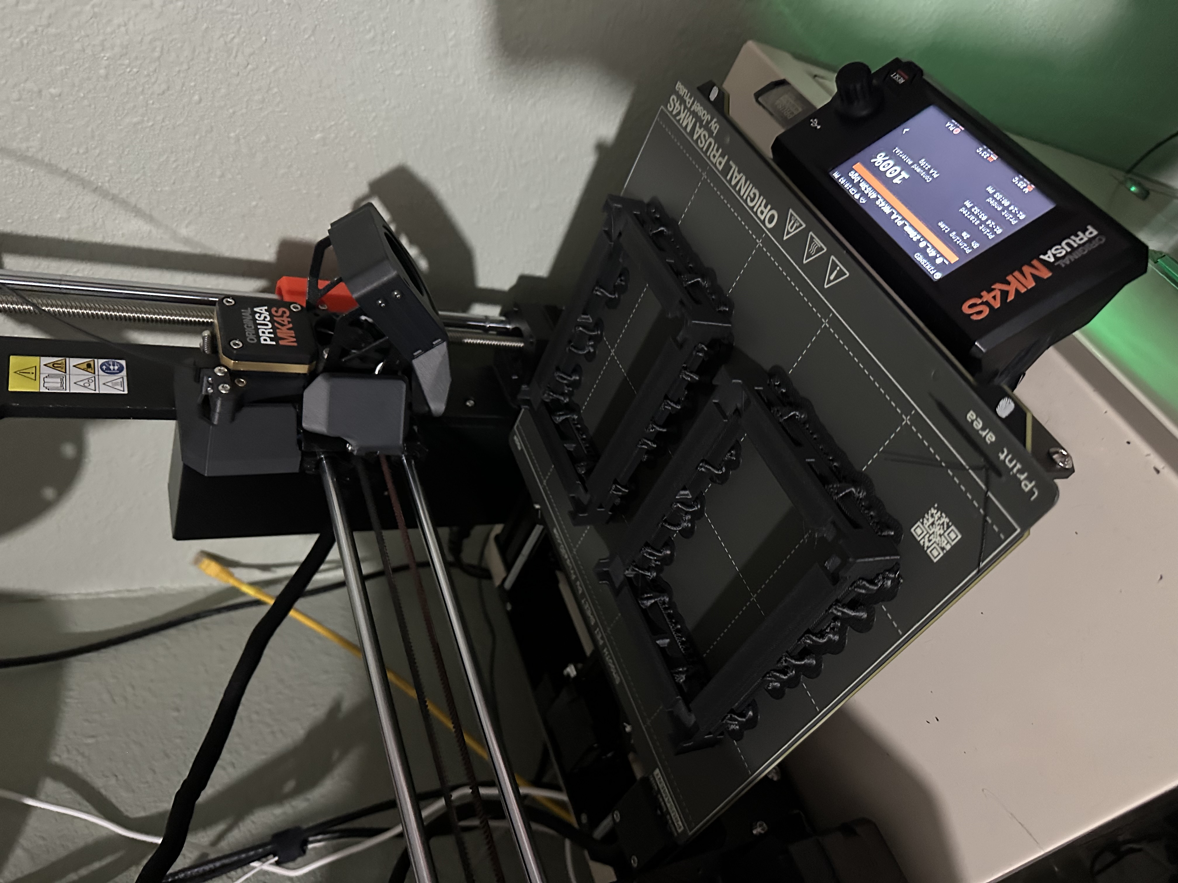 Schiit Stack Holder with holes for feet