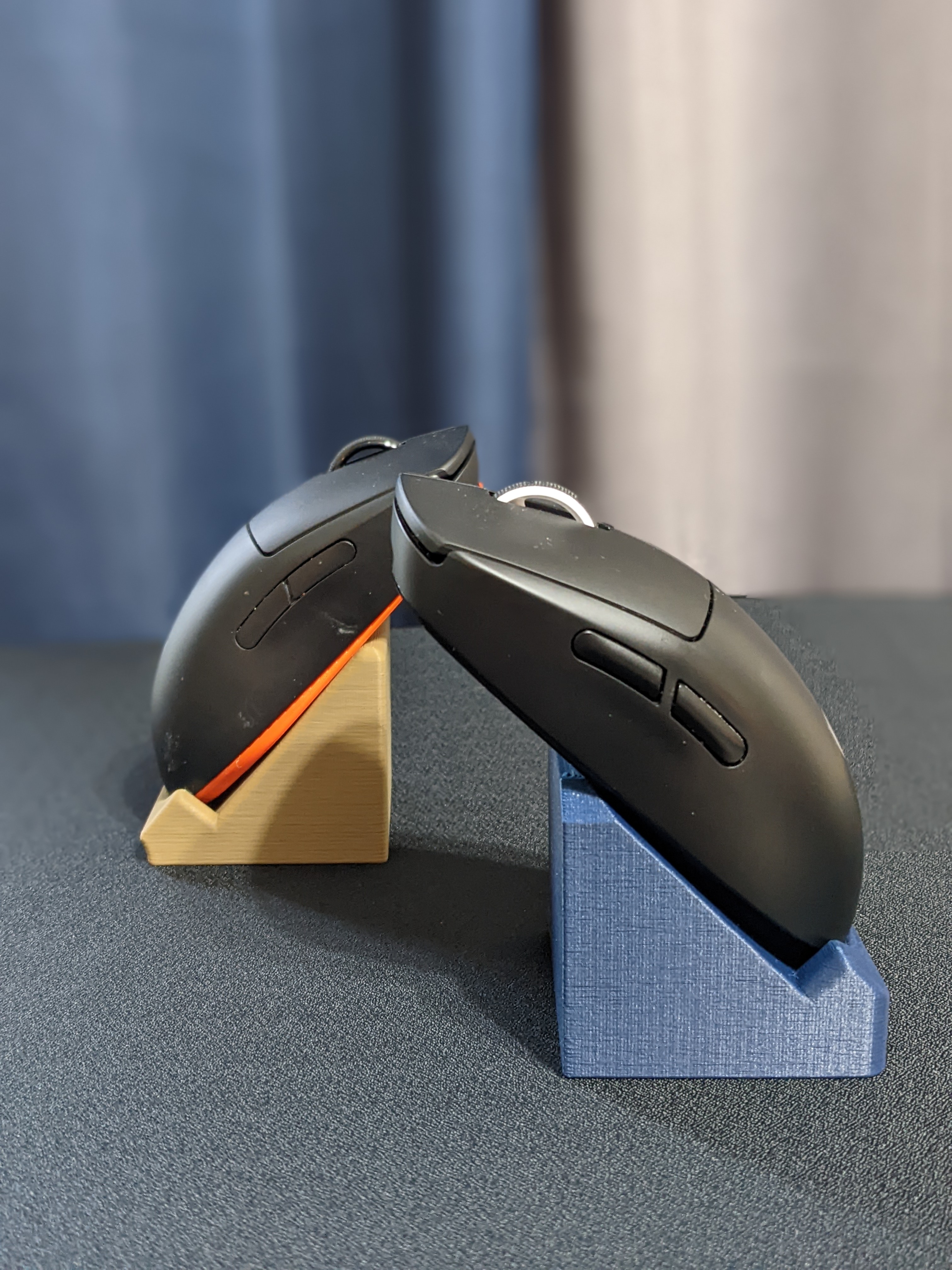 Miniatura 6 do modelo 3D Mouse Display Stand