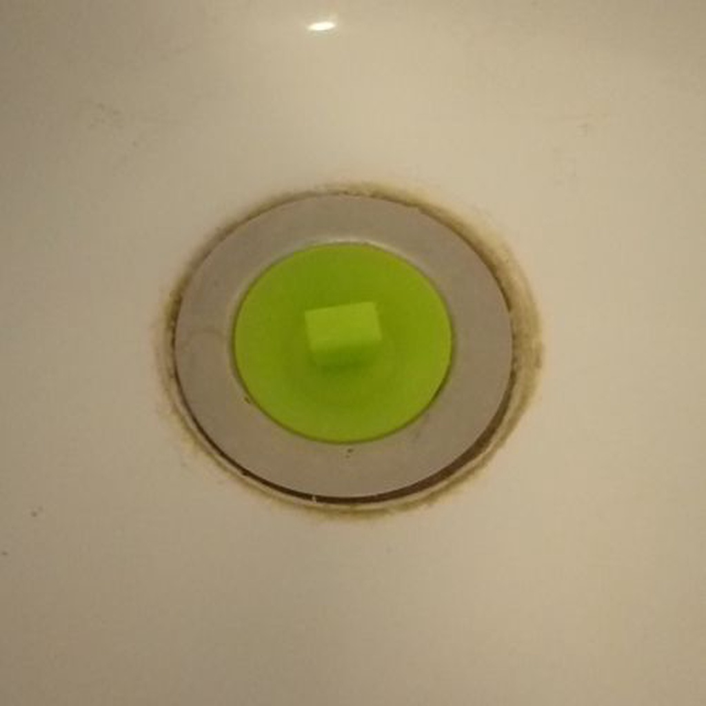 Miniatura 5 do modelo 3D Bath plug 43mm