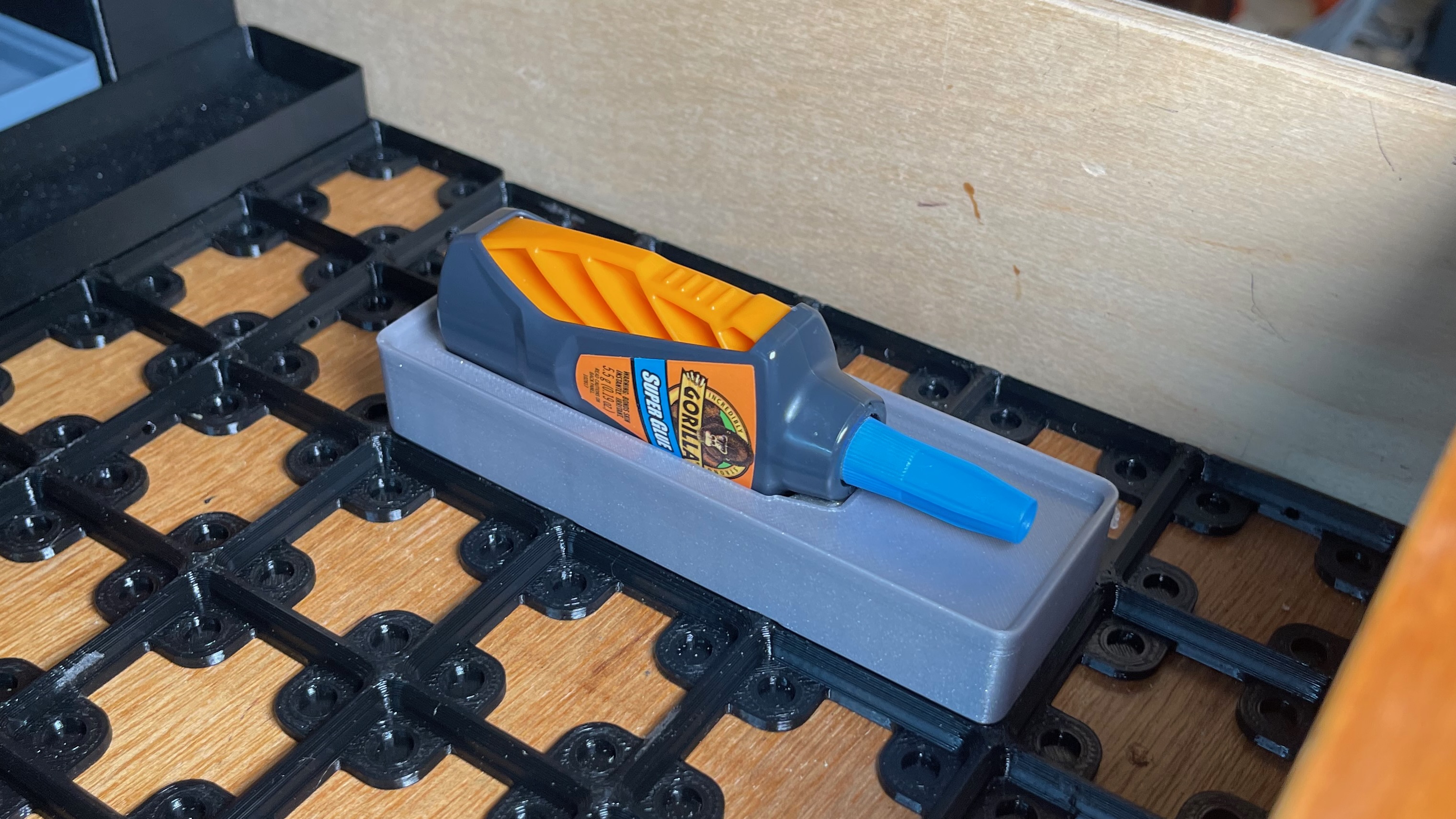 Gridfinity Gorilla Super Glue Holder (Horizontal)