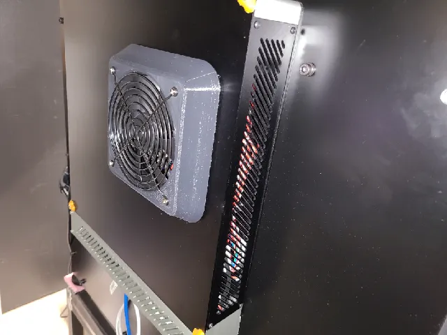 External 120 mm Fan Bezel