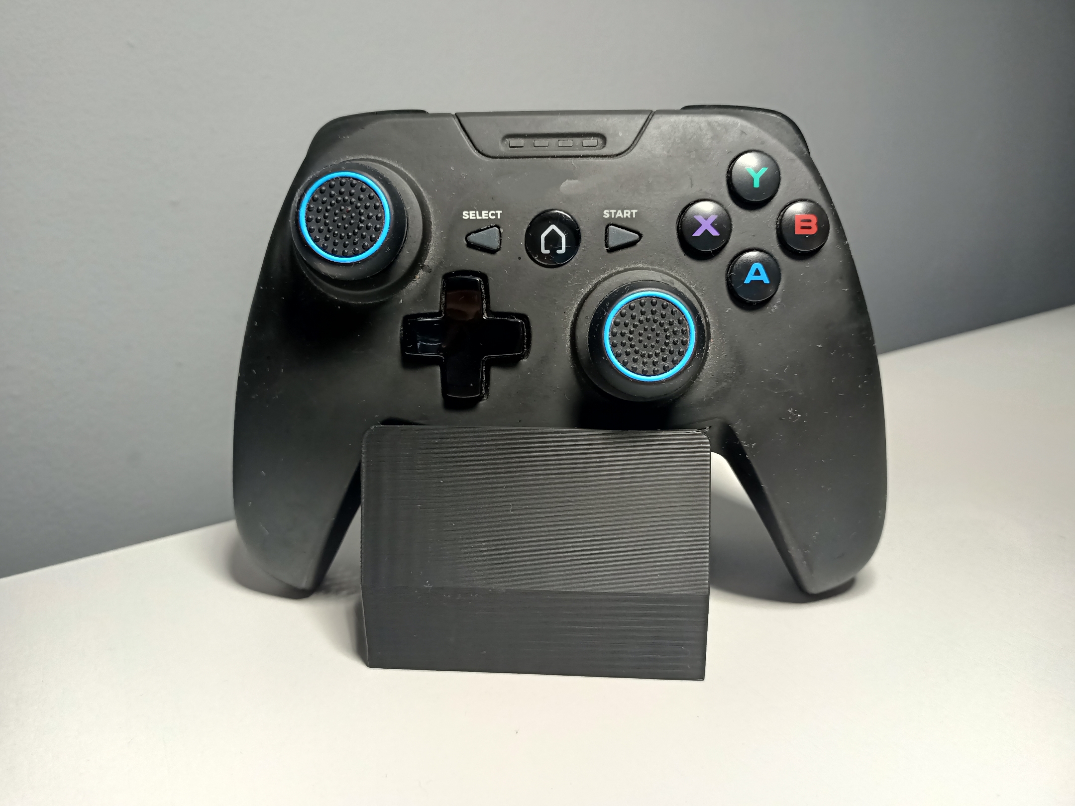 Gamepad holder V1