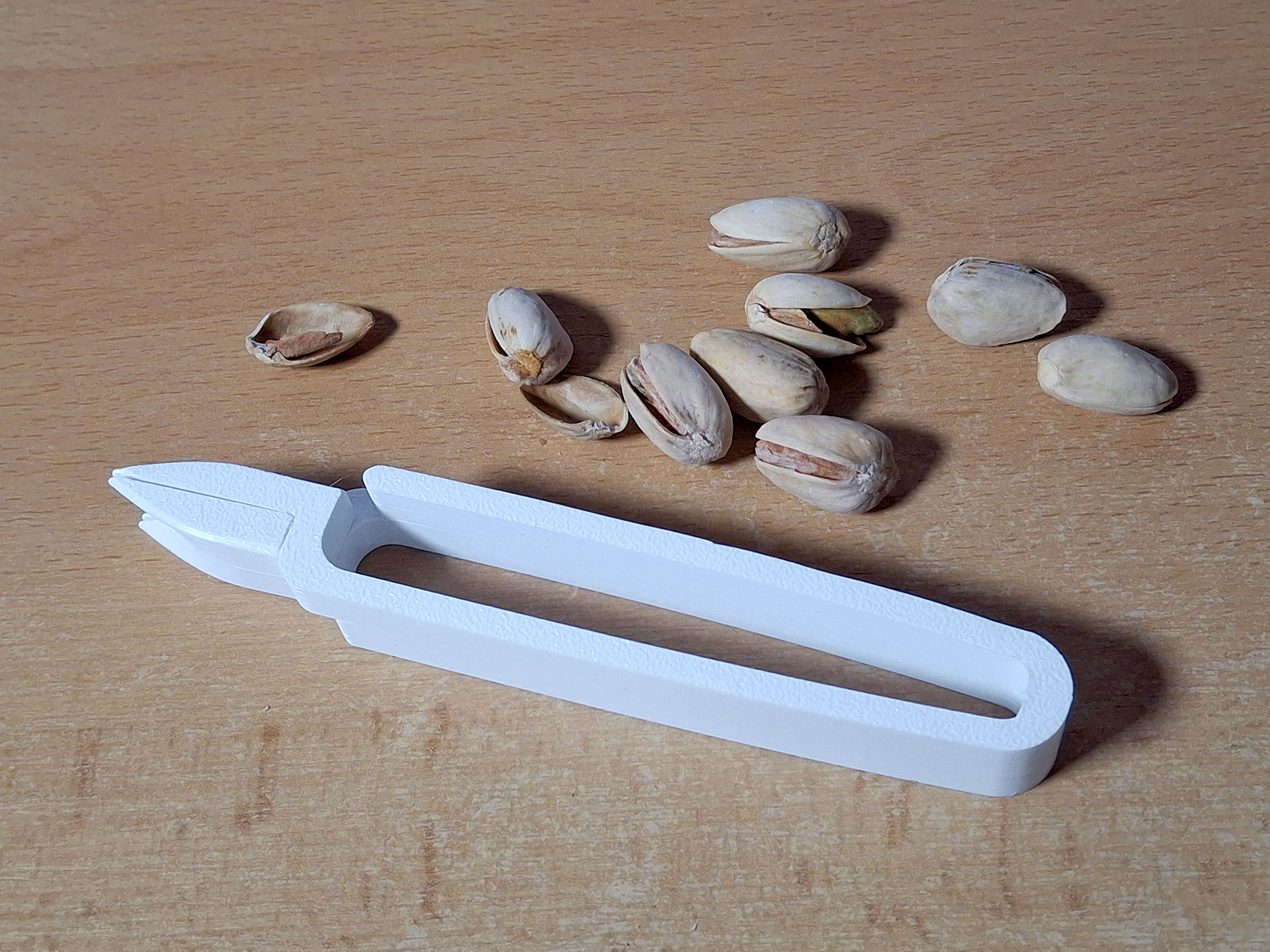 Pistachionator - pistachio opener