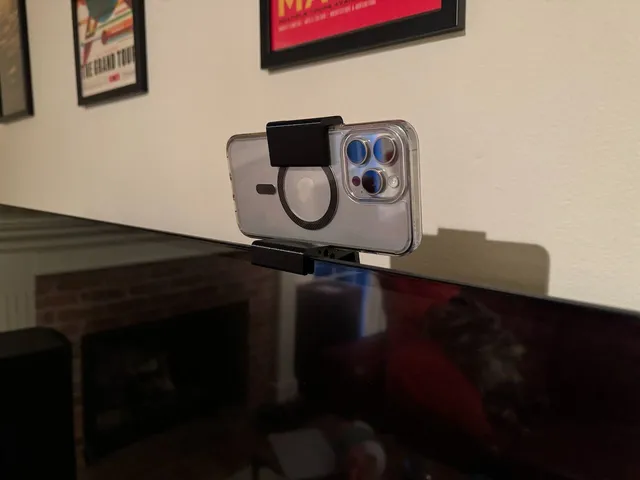 iPhone/AppleTV Continuity Camera Holder