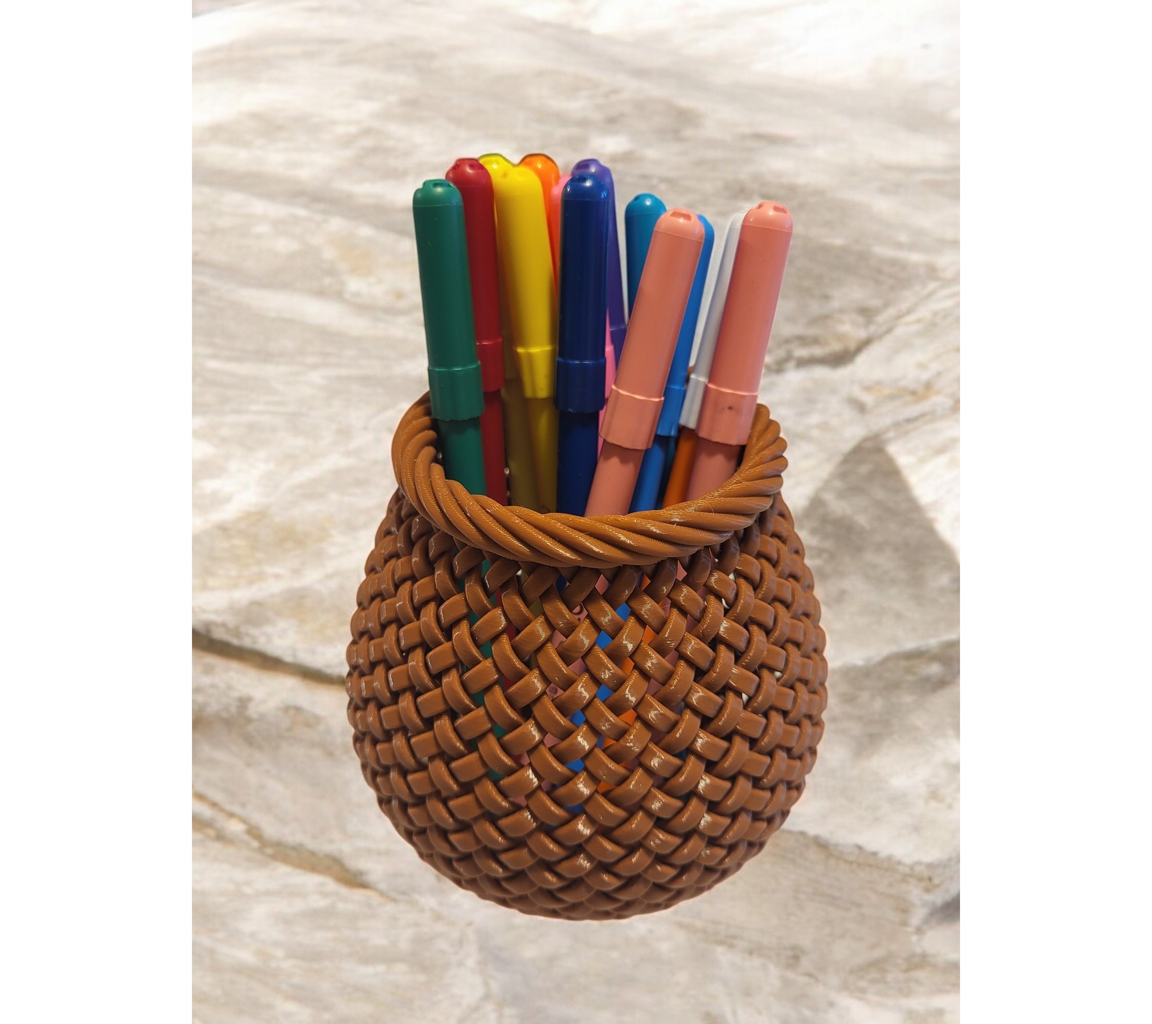 Wicker basket — thumbnail 2