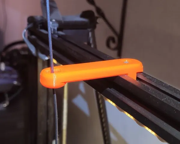 Filament guide for 20x20 extrusion