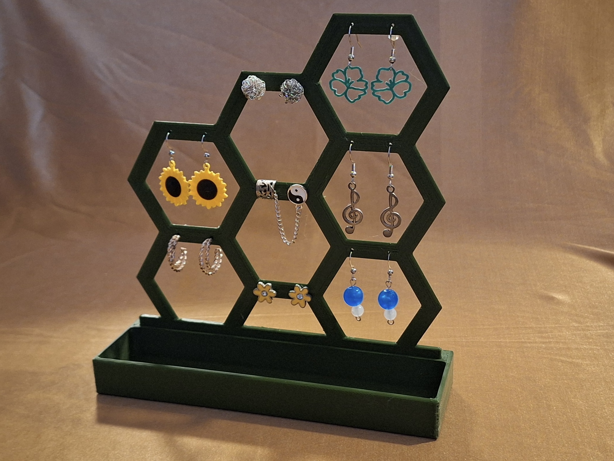 Miniatura 2 do modelo 3D Earring stand: Hexagonal set