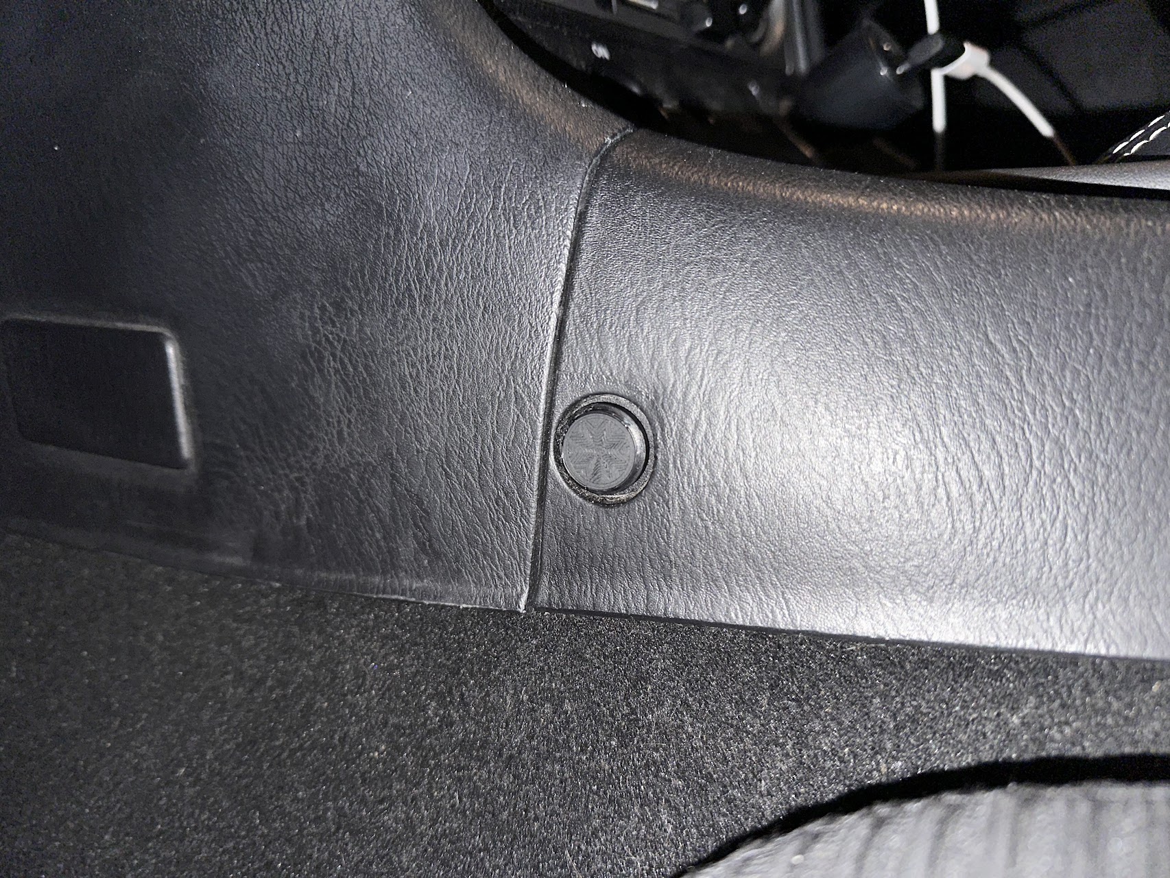 NA/NB Miata Center Console Screw Cover