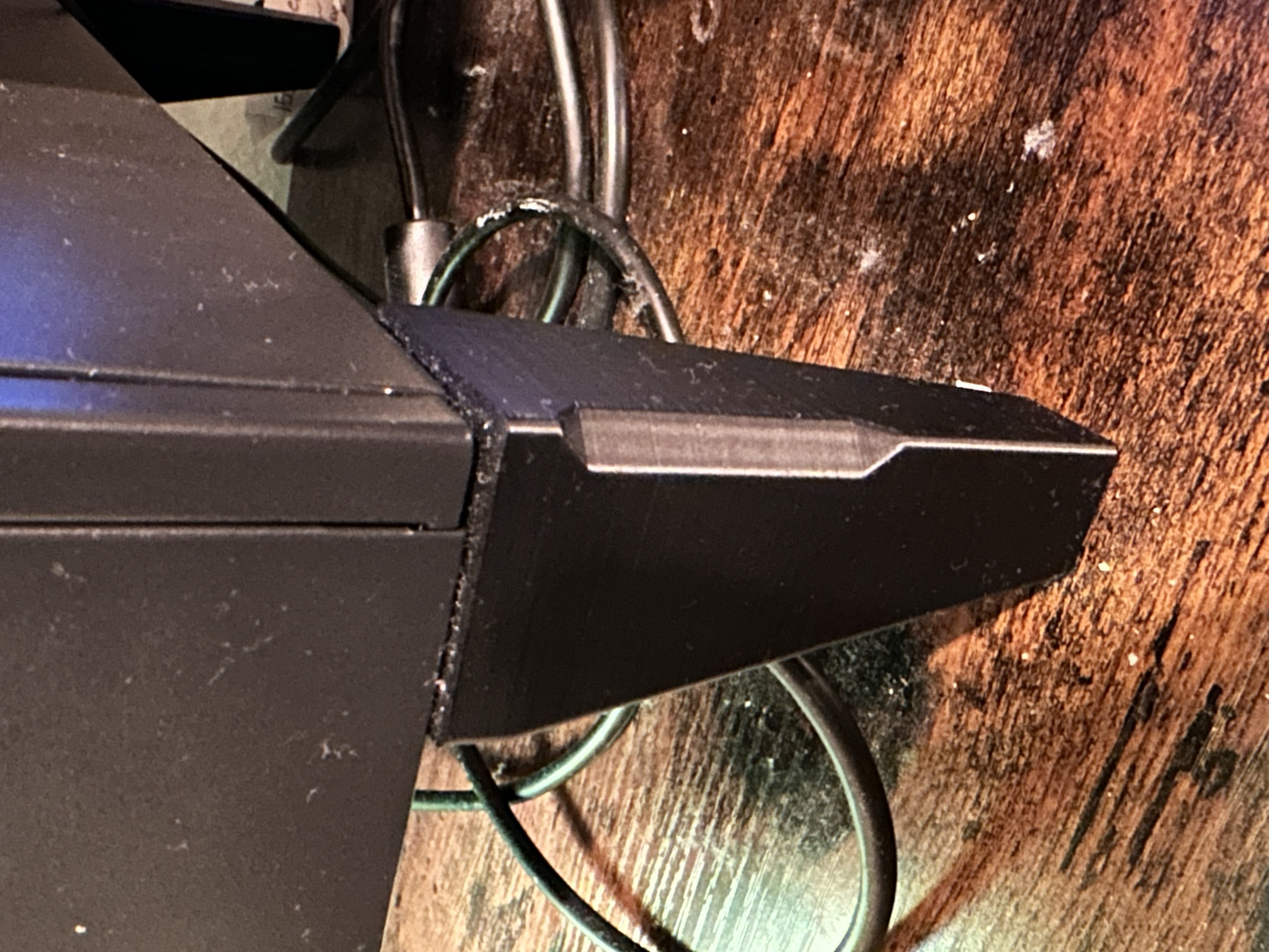 Thermaltake Core V21 Legs