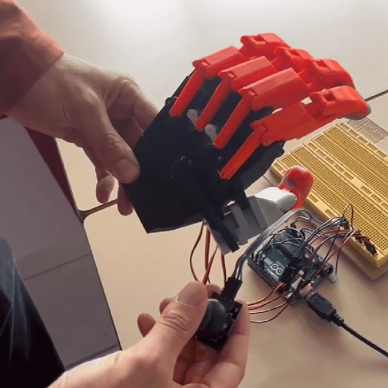 [BETA] Articulated Robotic hand - servo actuated by EvanRLD | Download ...
