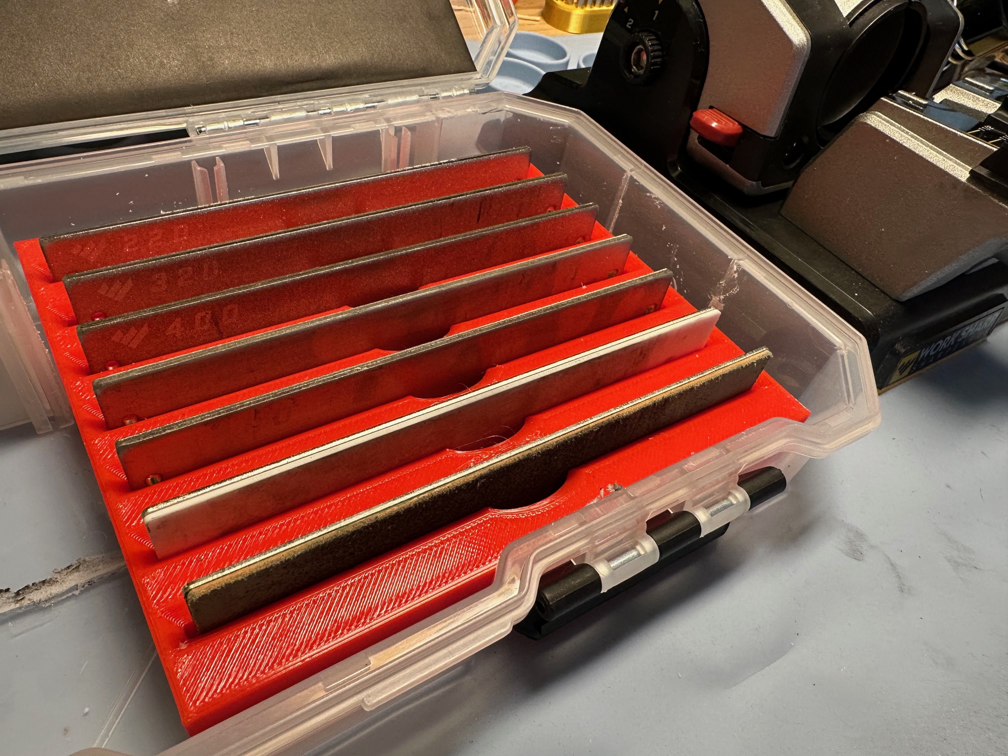 Abrasives holder for Worksharp Precision Adjust Pro