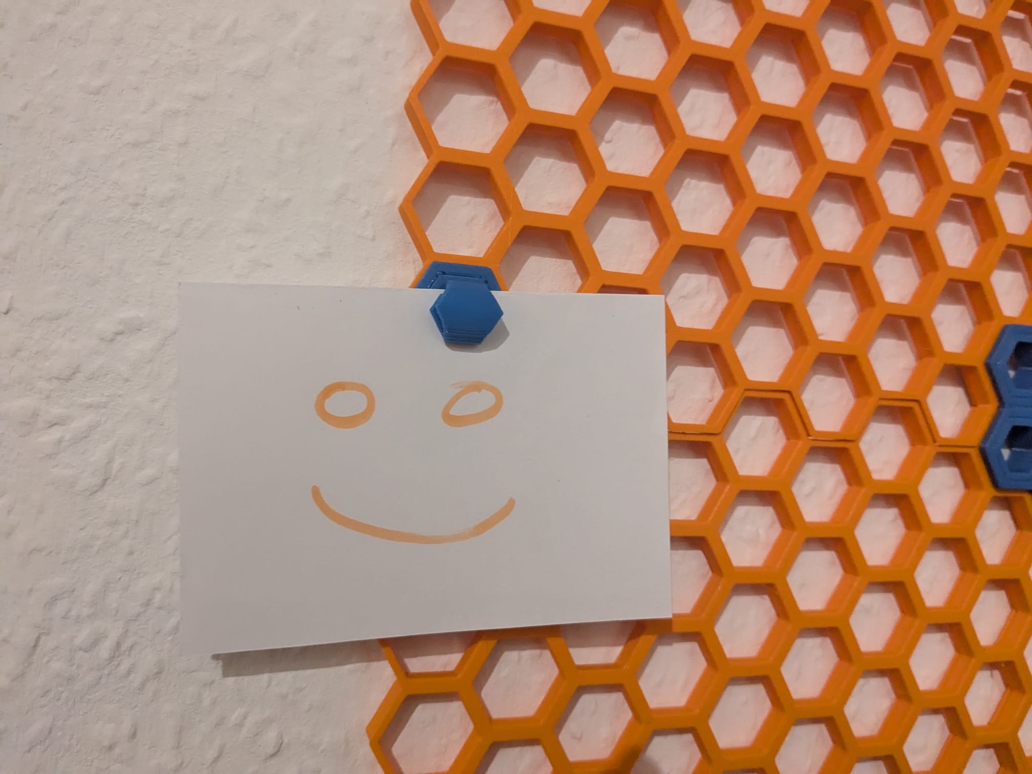 Paper Clip for Honeycomb Storage Wall (HSW)