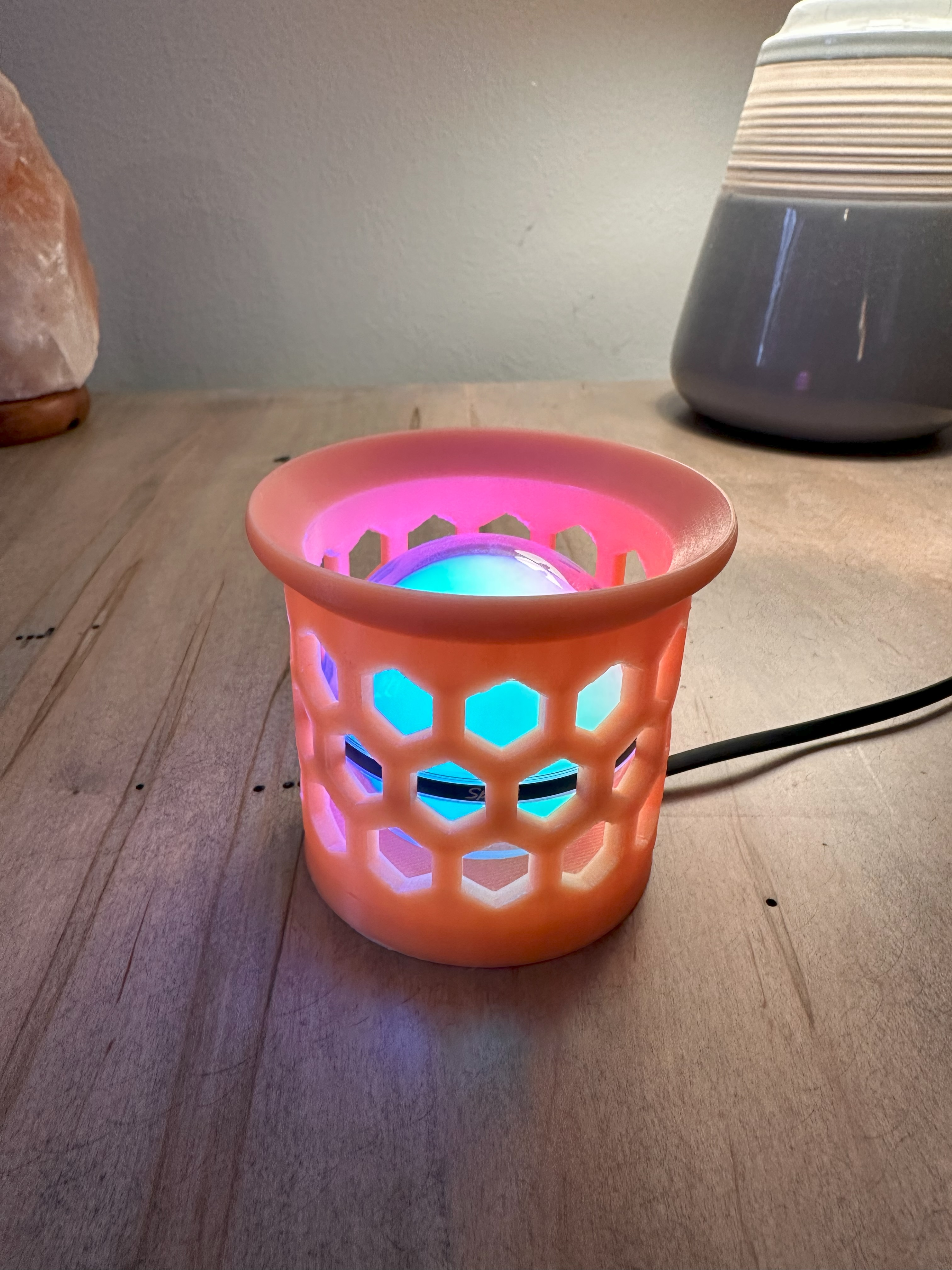 OLIGHT Sphere Hex Lamp Charging Base