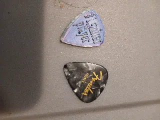 #1 player guitar pick