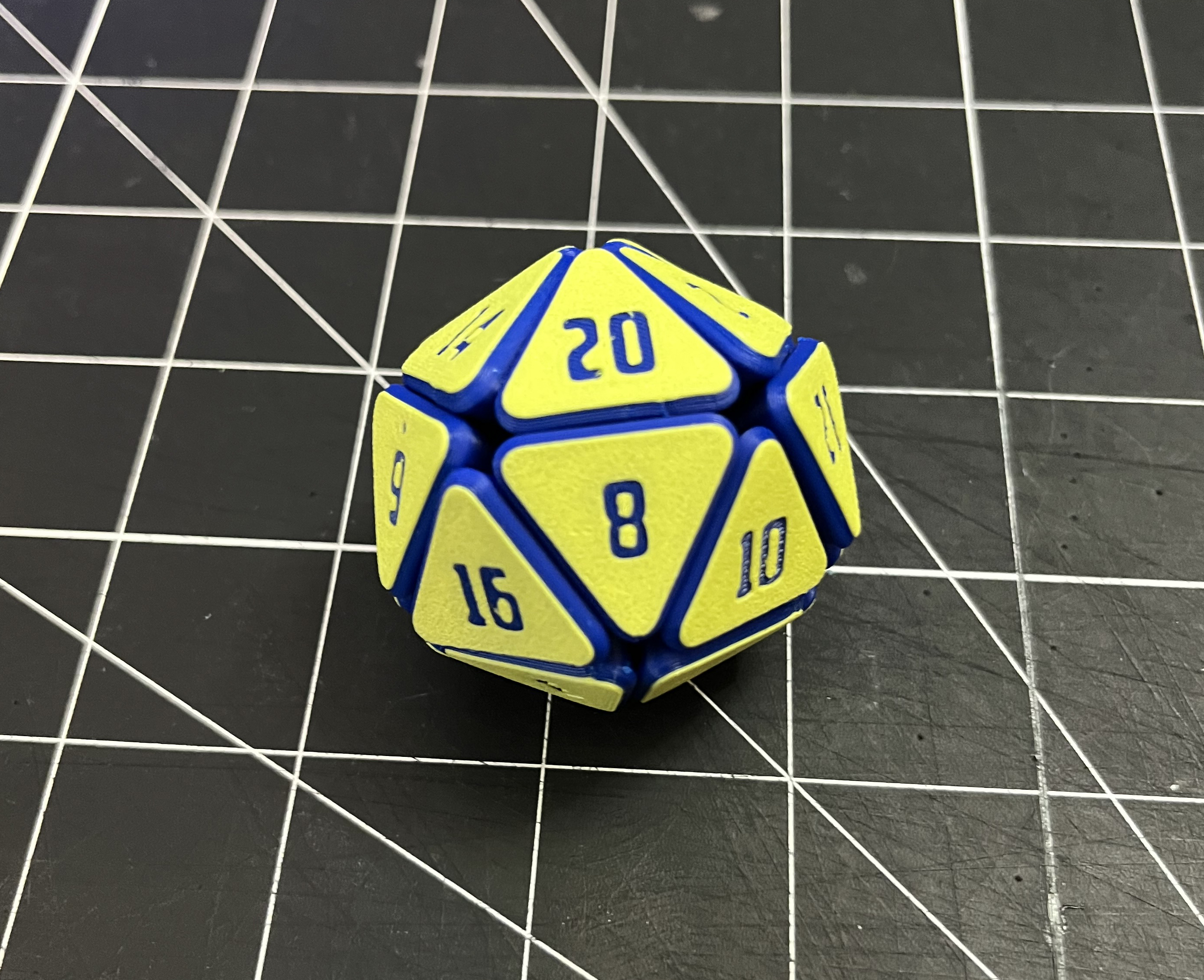 Squishy Fidget D20 — thumbnail 2