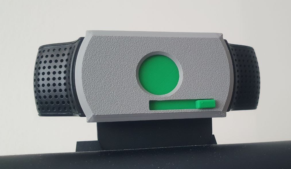 Modified 'Larger slide cover' for Logitech c920/c922