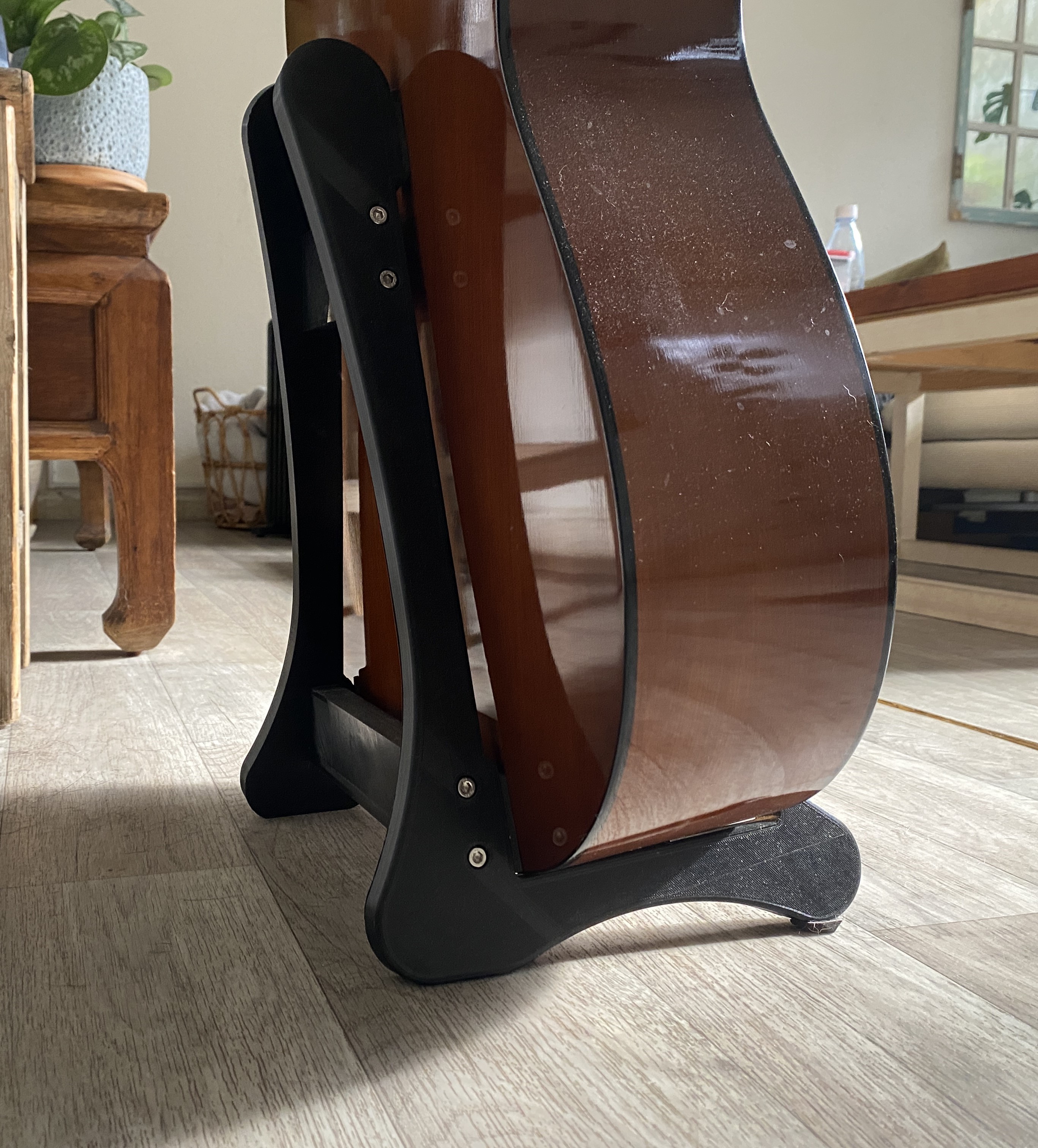 Guitar Stand