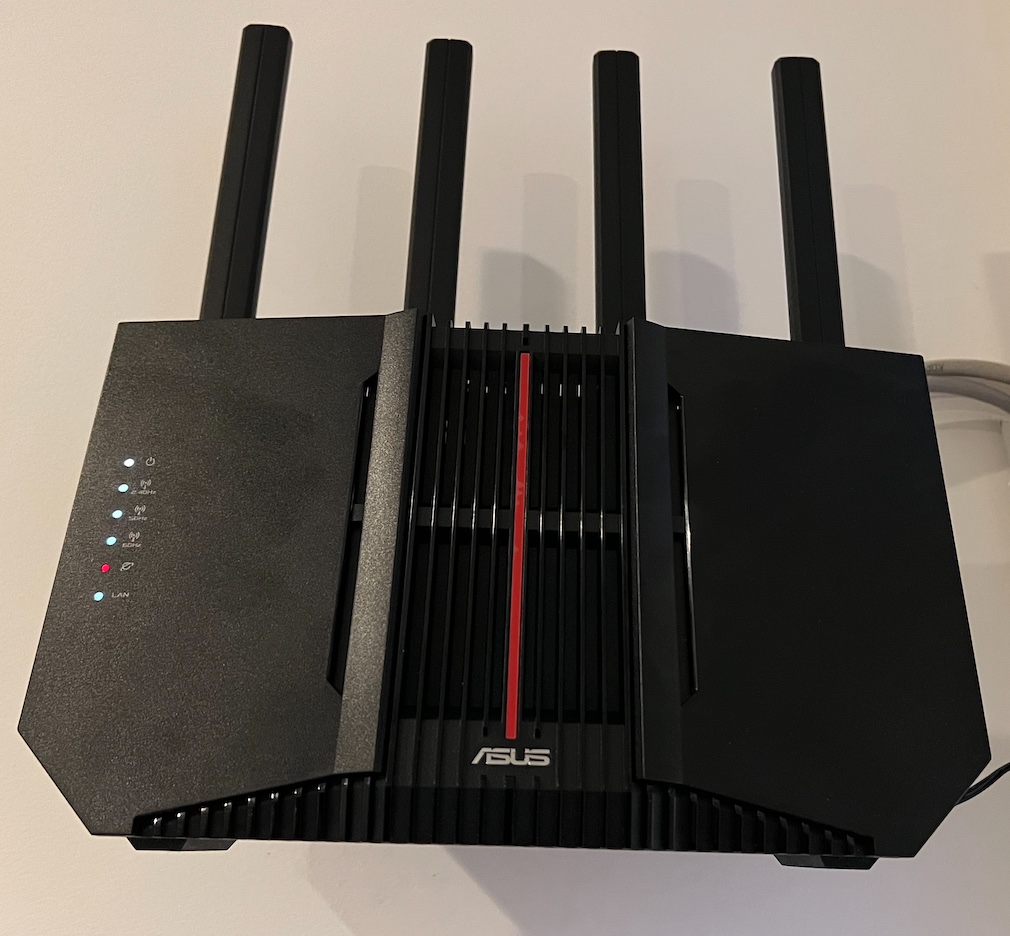 Asus RT-BE92U Wall Mount