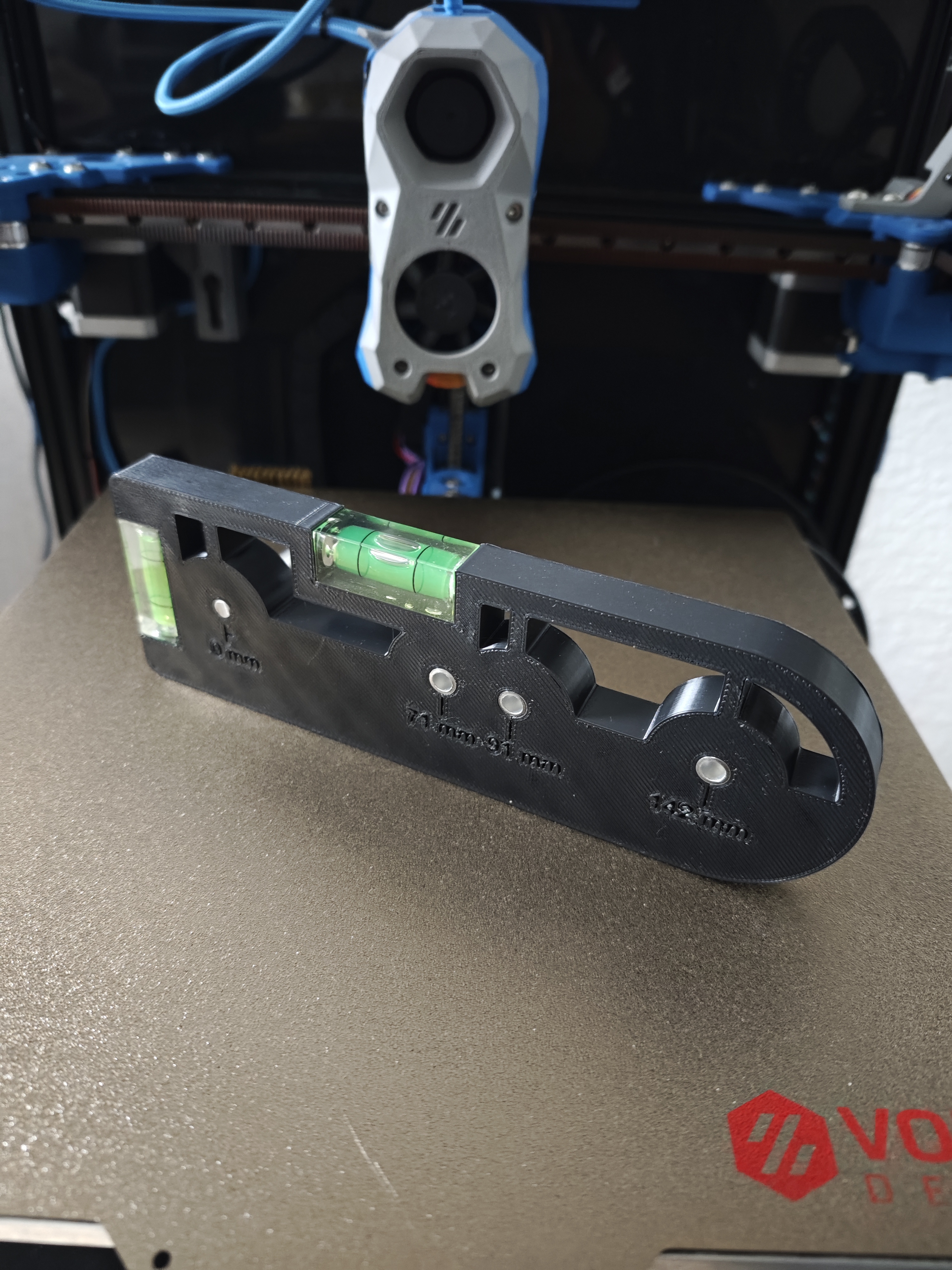 Miniatura 2 do modelo 3D Electroinstallation Level and drilling template