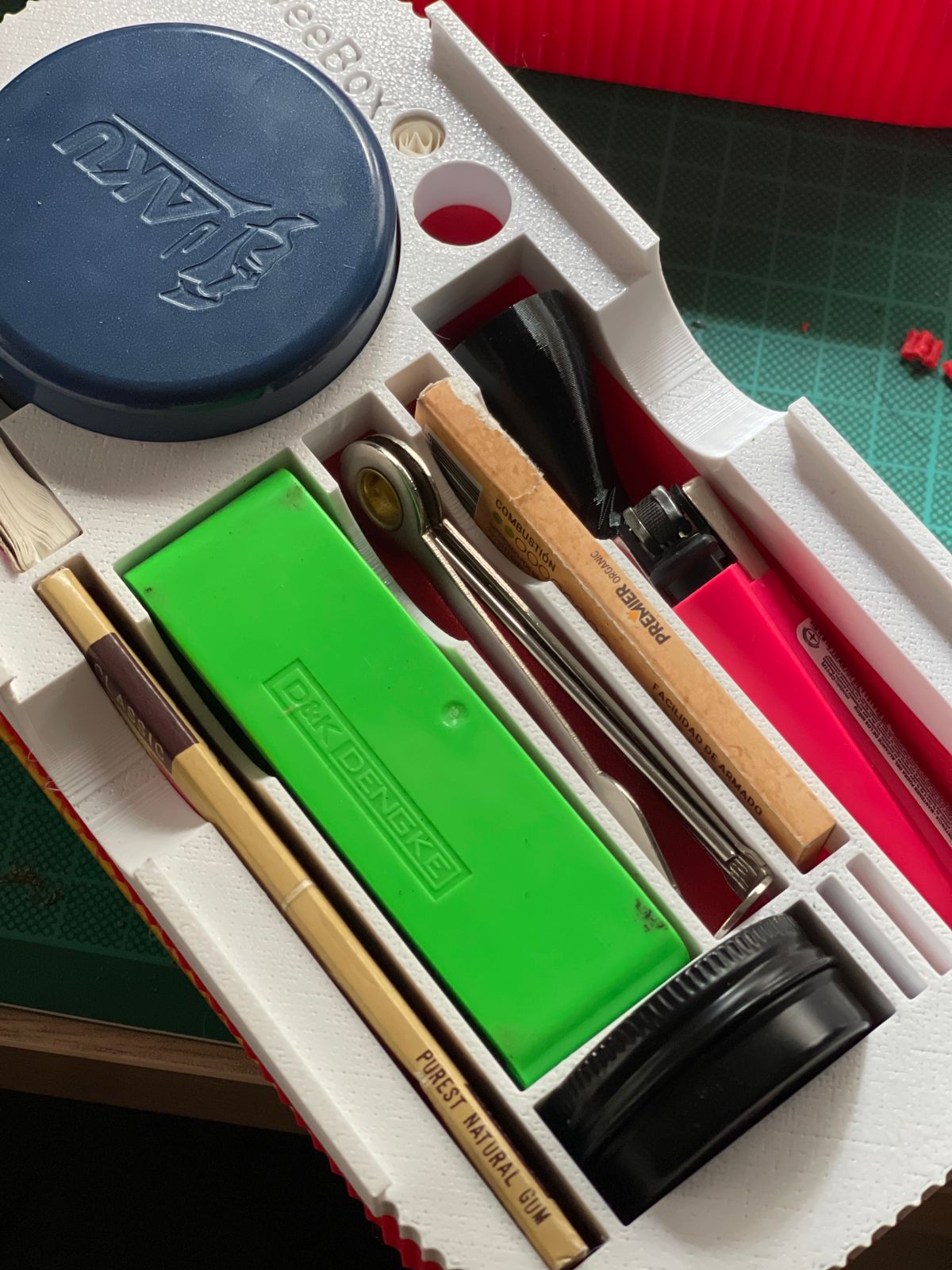 WeeBox v1