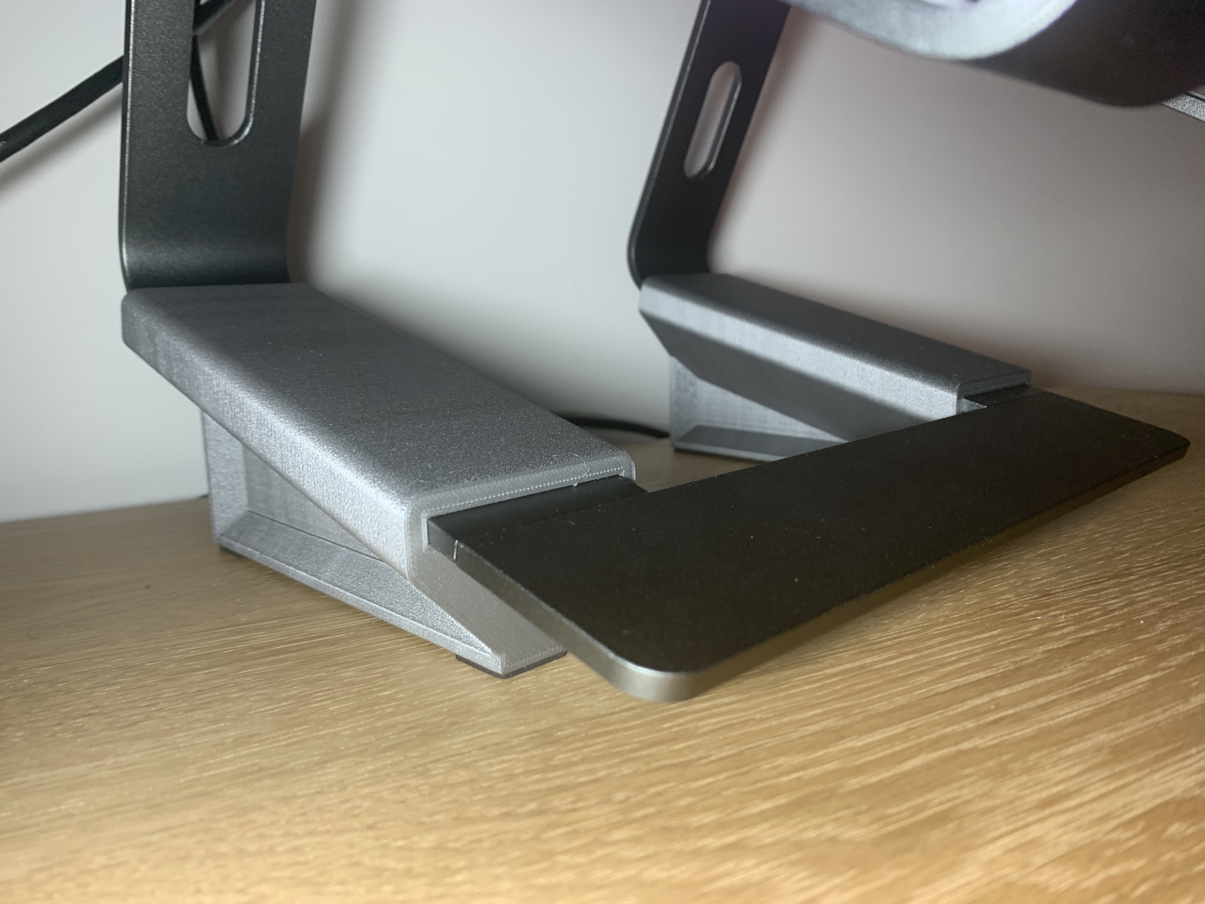 Soundance Laptop Stand angle support