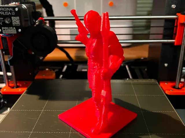 The Mandalorian Pose 3/5 with base