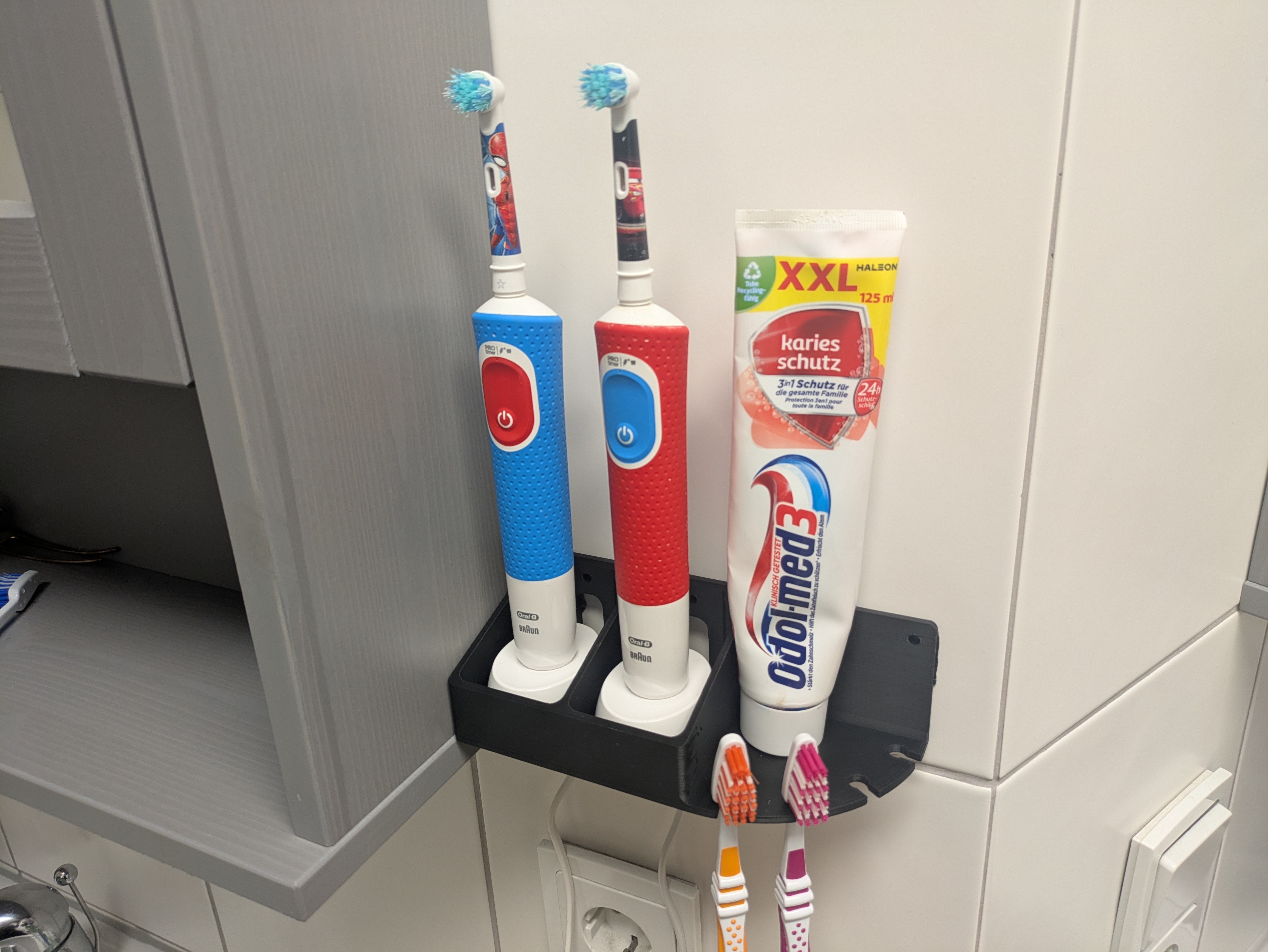 Toothbrush-Holder / 2x Oral-B-Charging-Station / 4x Non-Electric