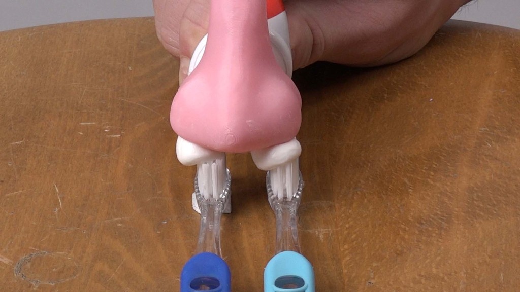 Miniatura 5 do modelo 3D Nose Toothpaste Cap