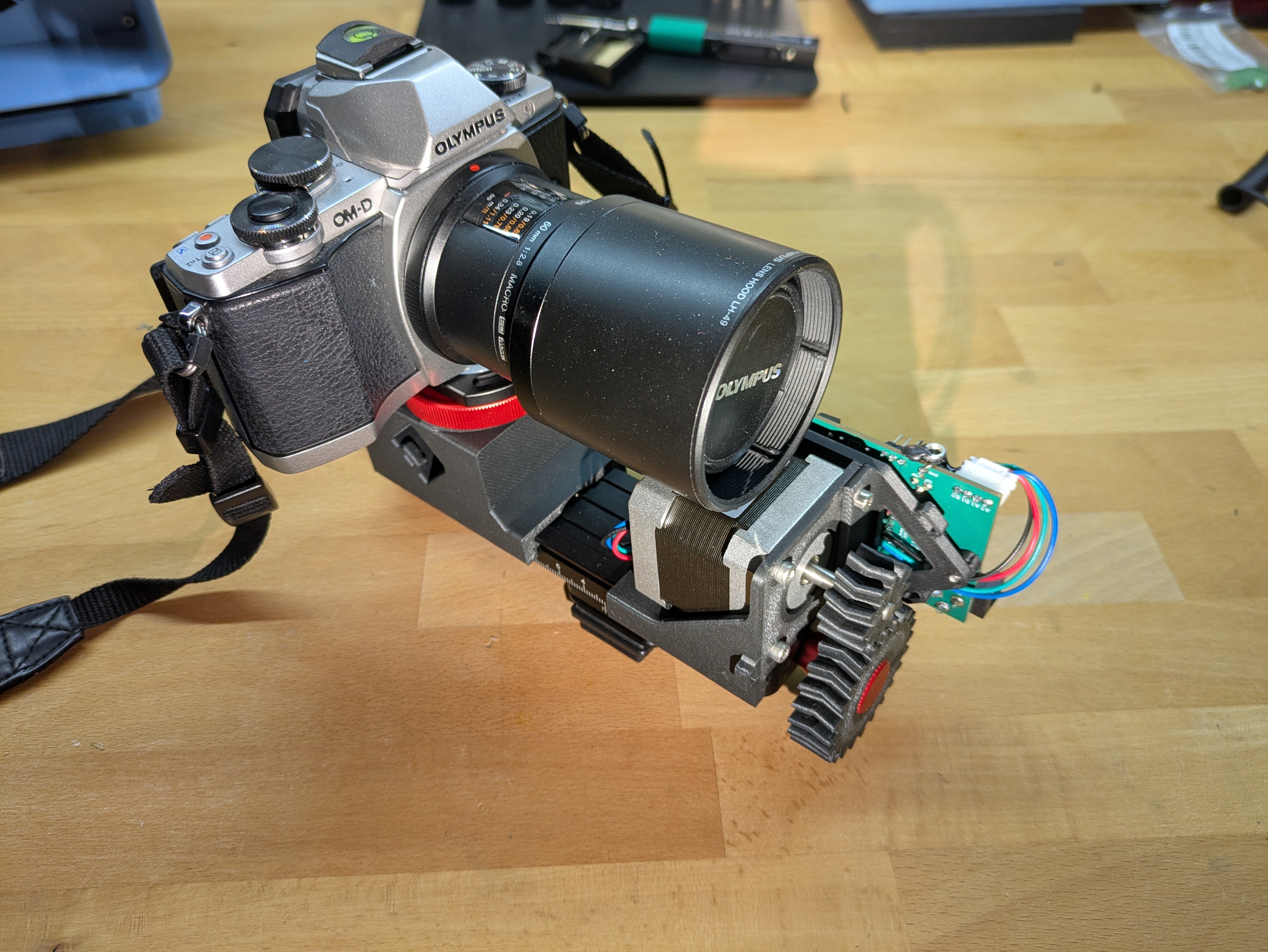 Motorized Camera Rail — thumbnail 2