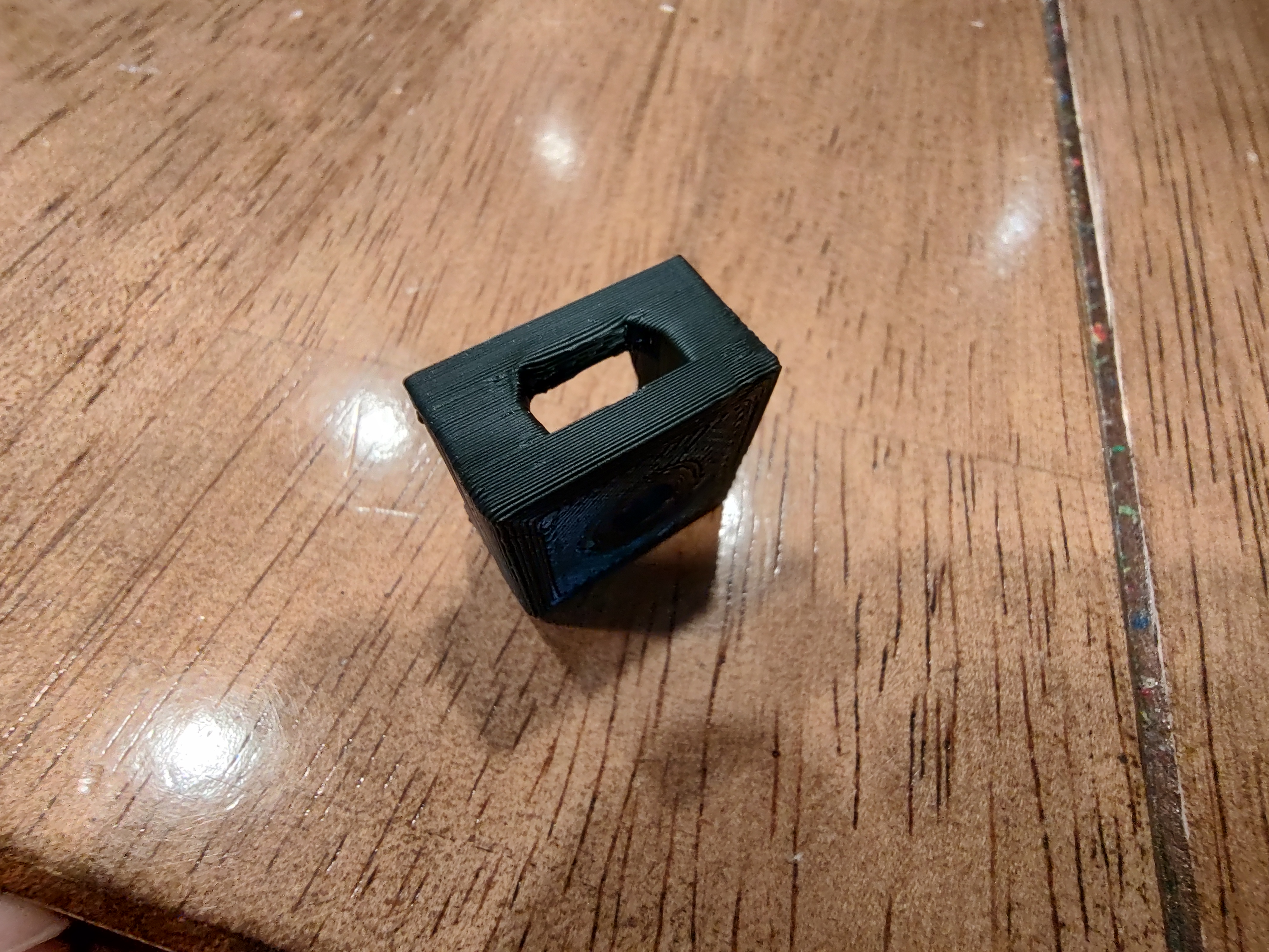 Miniatura 4 do modelo 3D Zip Tie / Cable Tie Mount
