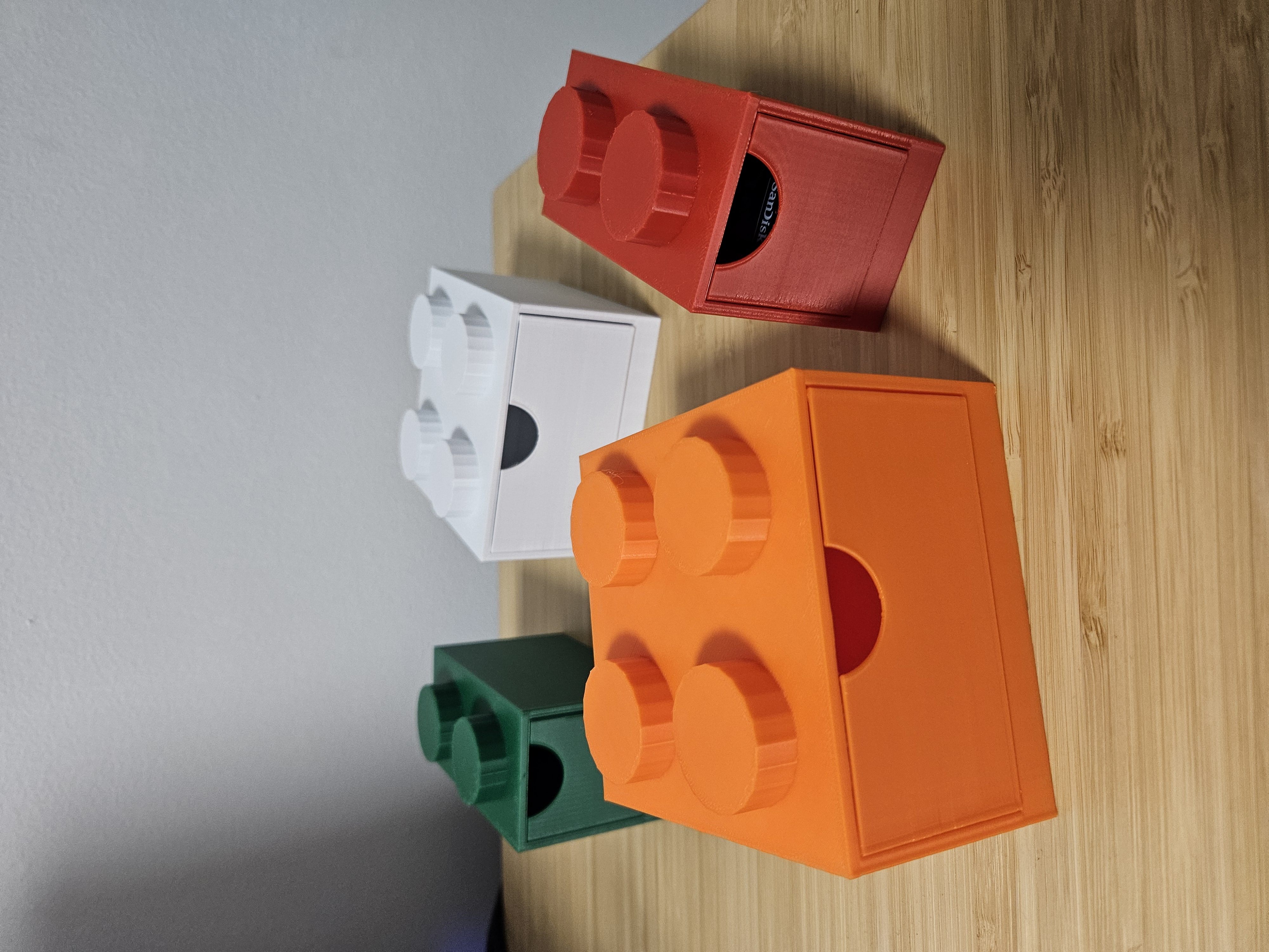 Miniatura 2 do modelo 3D Lego inspired stackable desk drawers