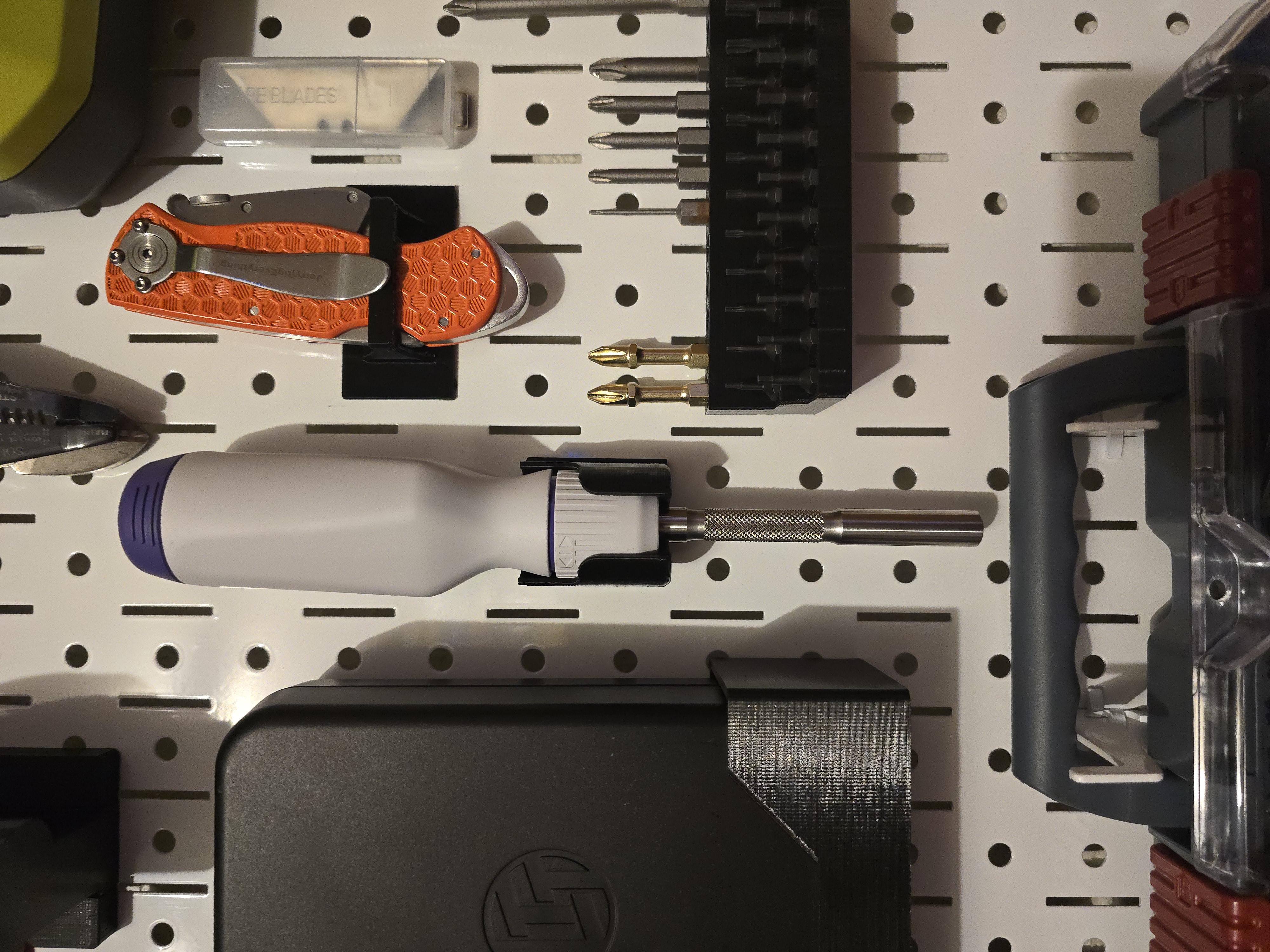 LTT Screwdrive Pegboard Mount