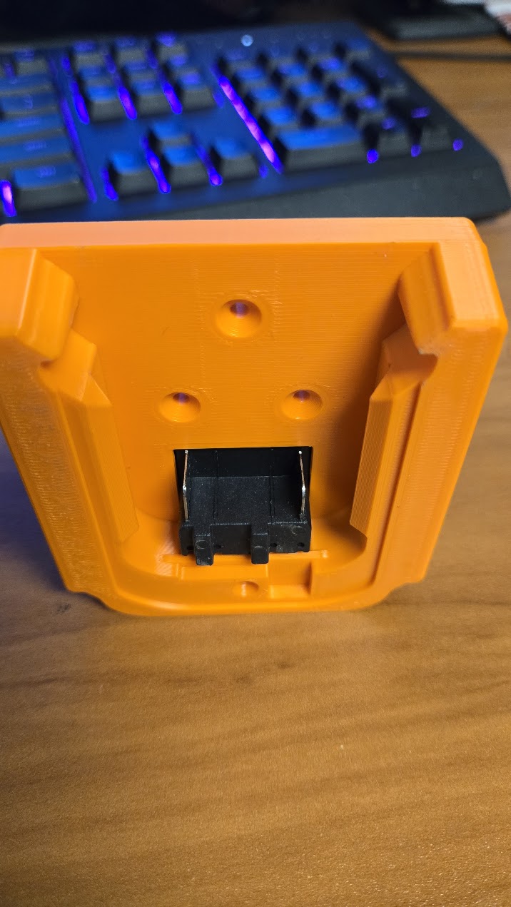 M18 Milwaukee adapter injection molded terminal block
