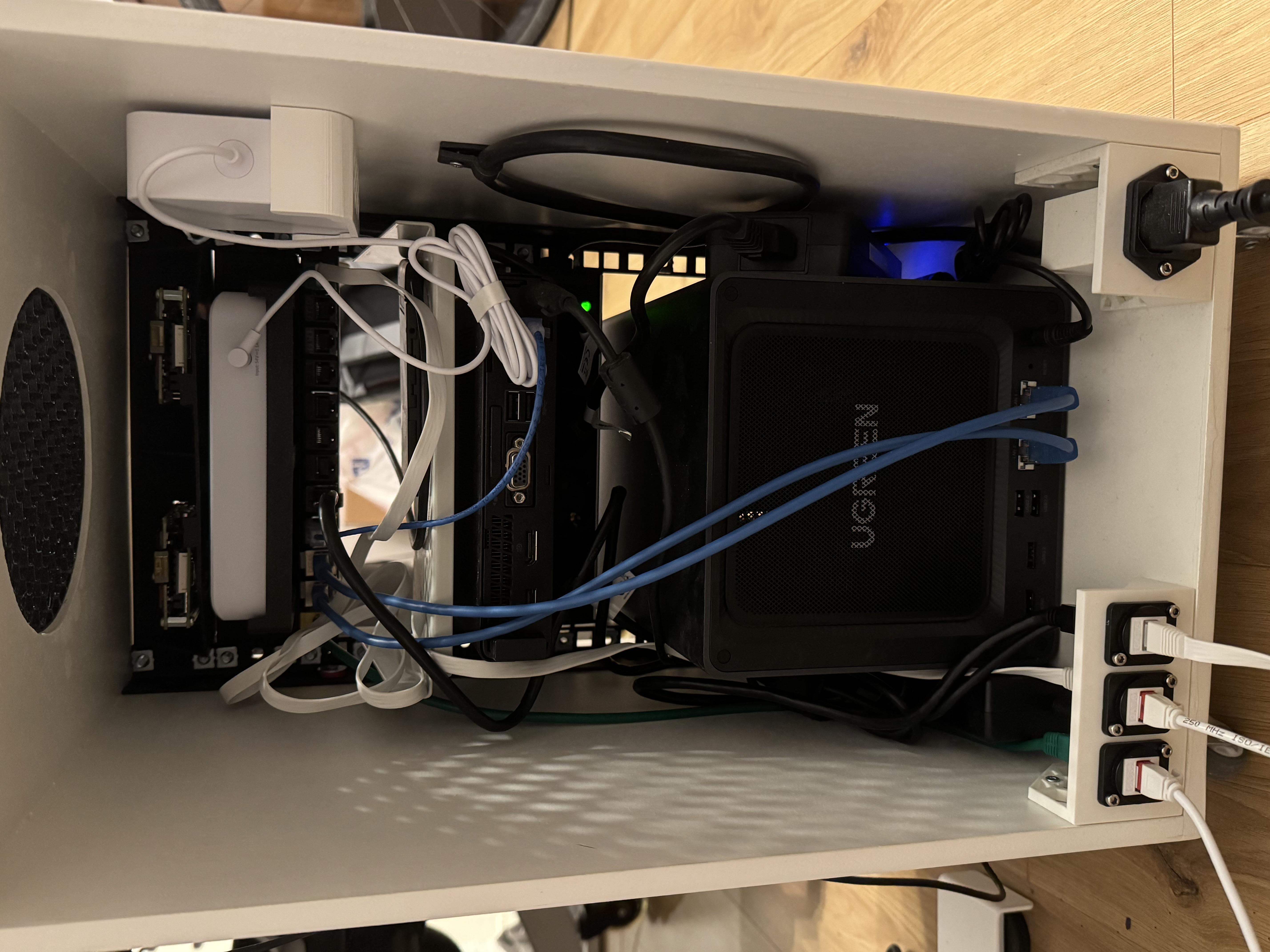 Mini Rack Network and Power input