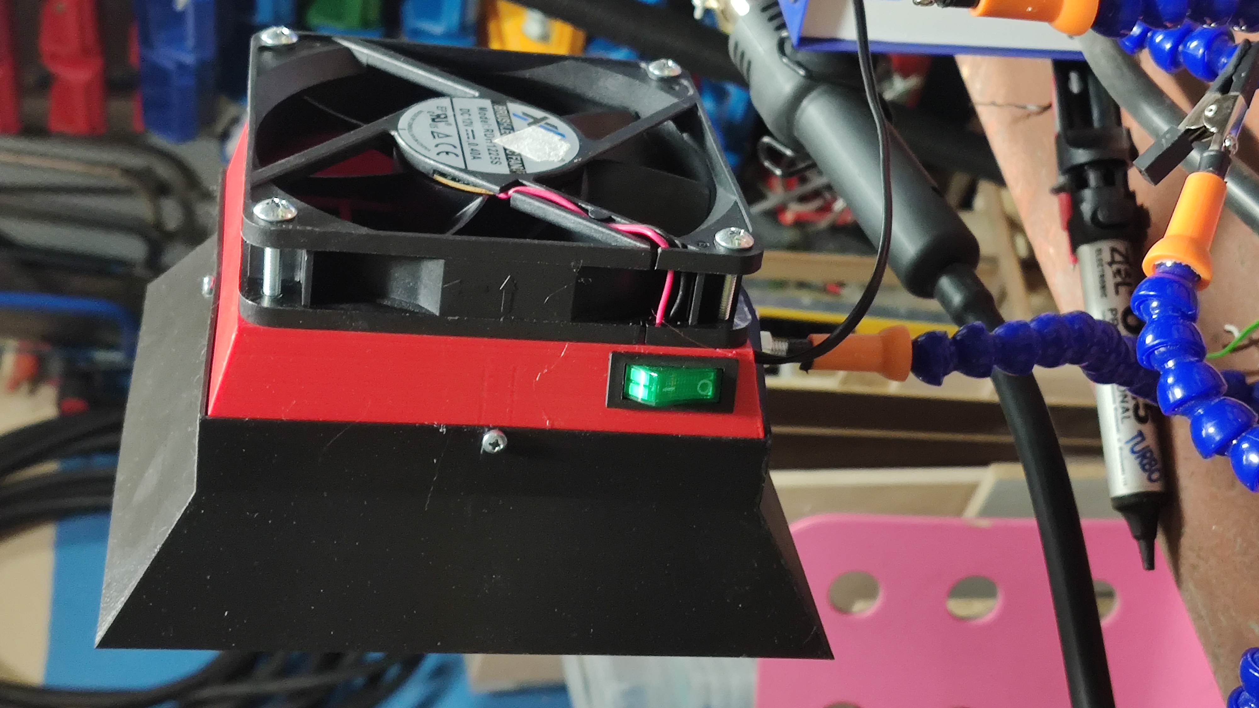 Simple fumes extractor — thumbnail 2