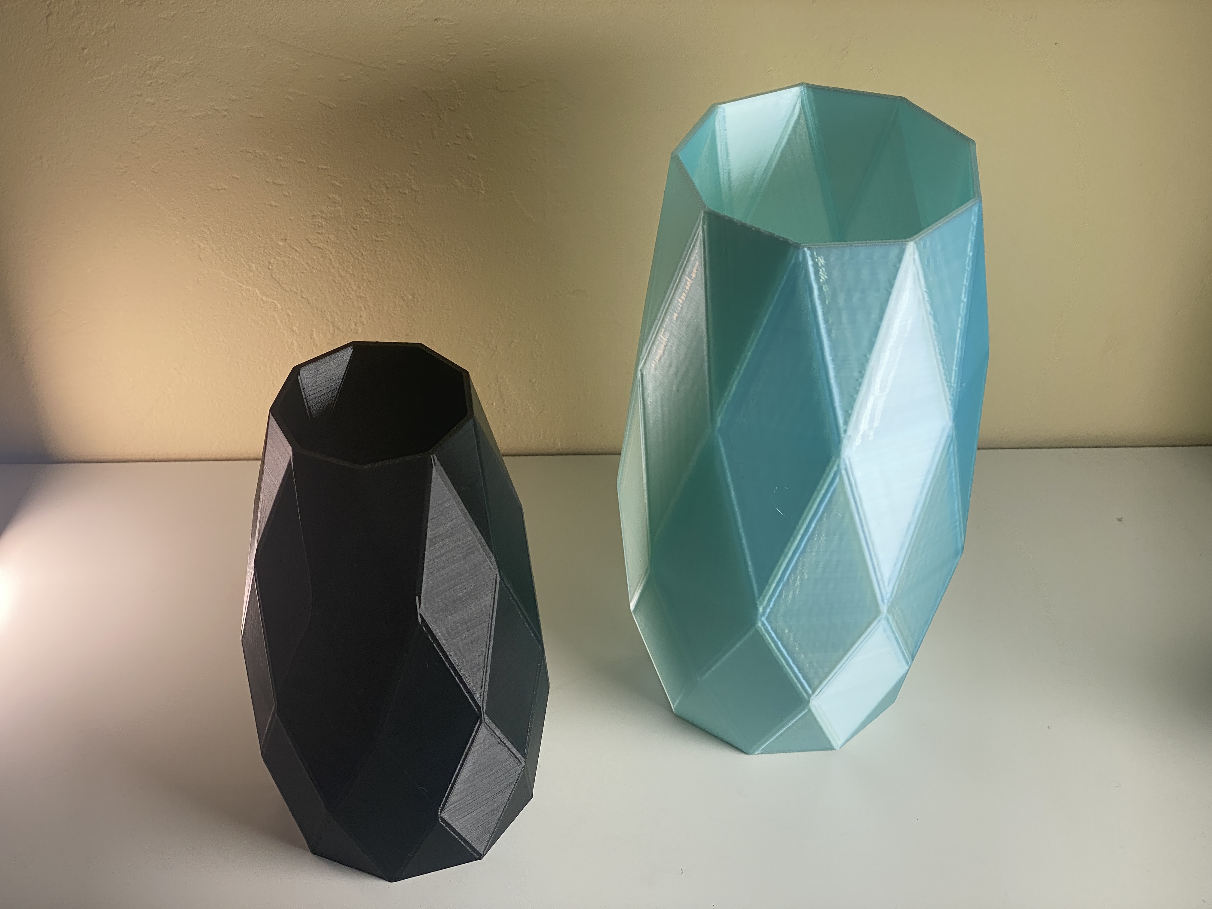 Miniatura 6 do modelo 3D Geometric Vase - 2 models