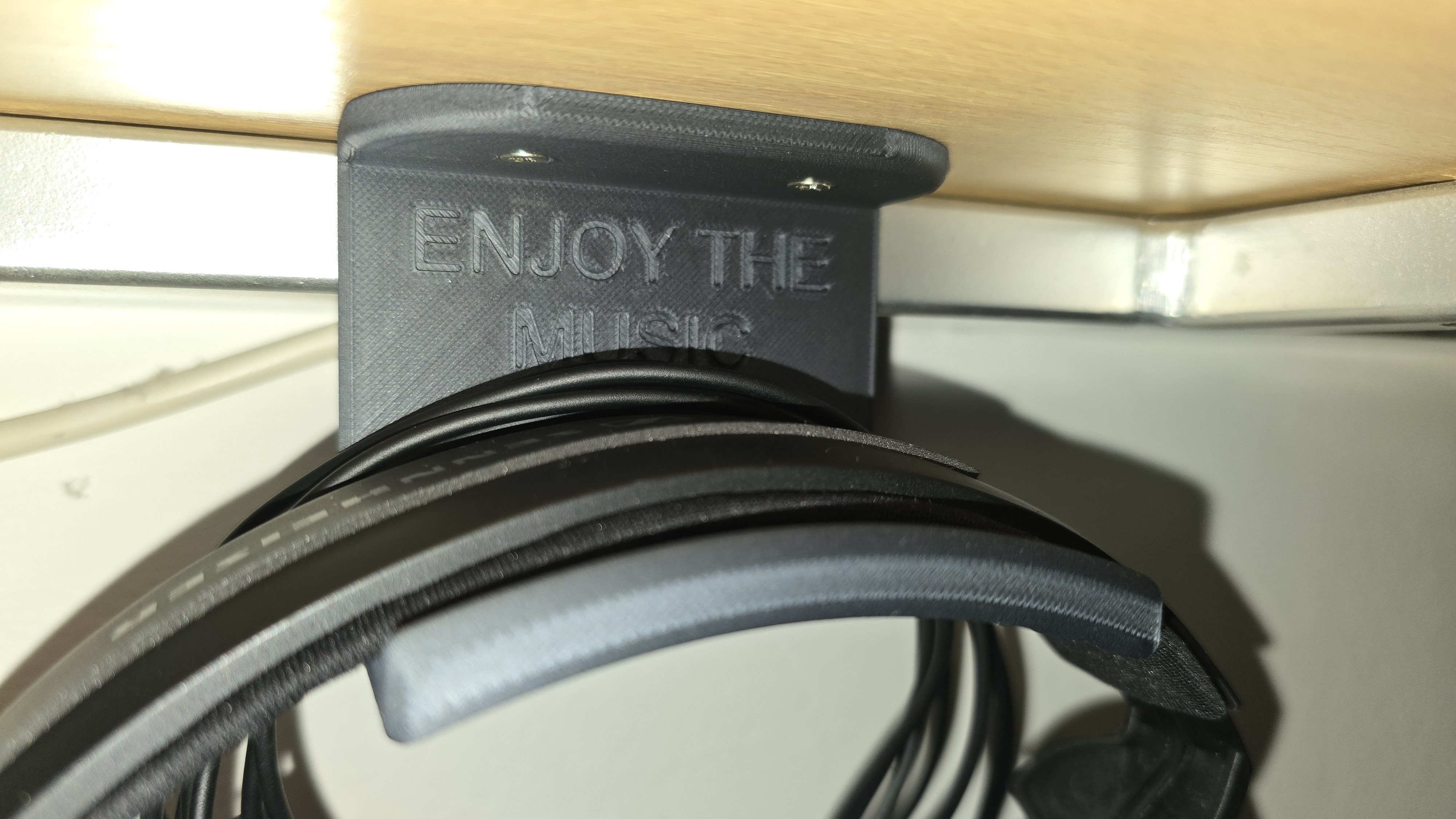 Headphones holder (to ceiling)
