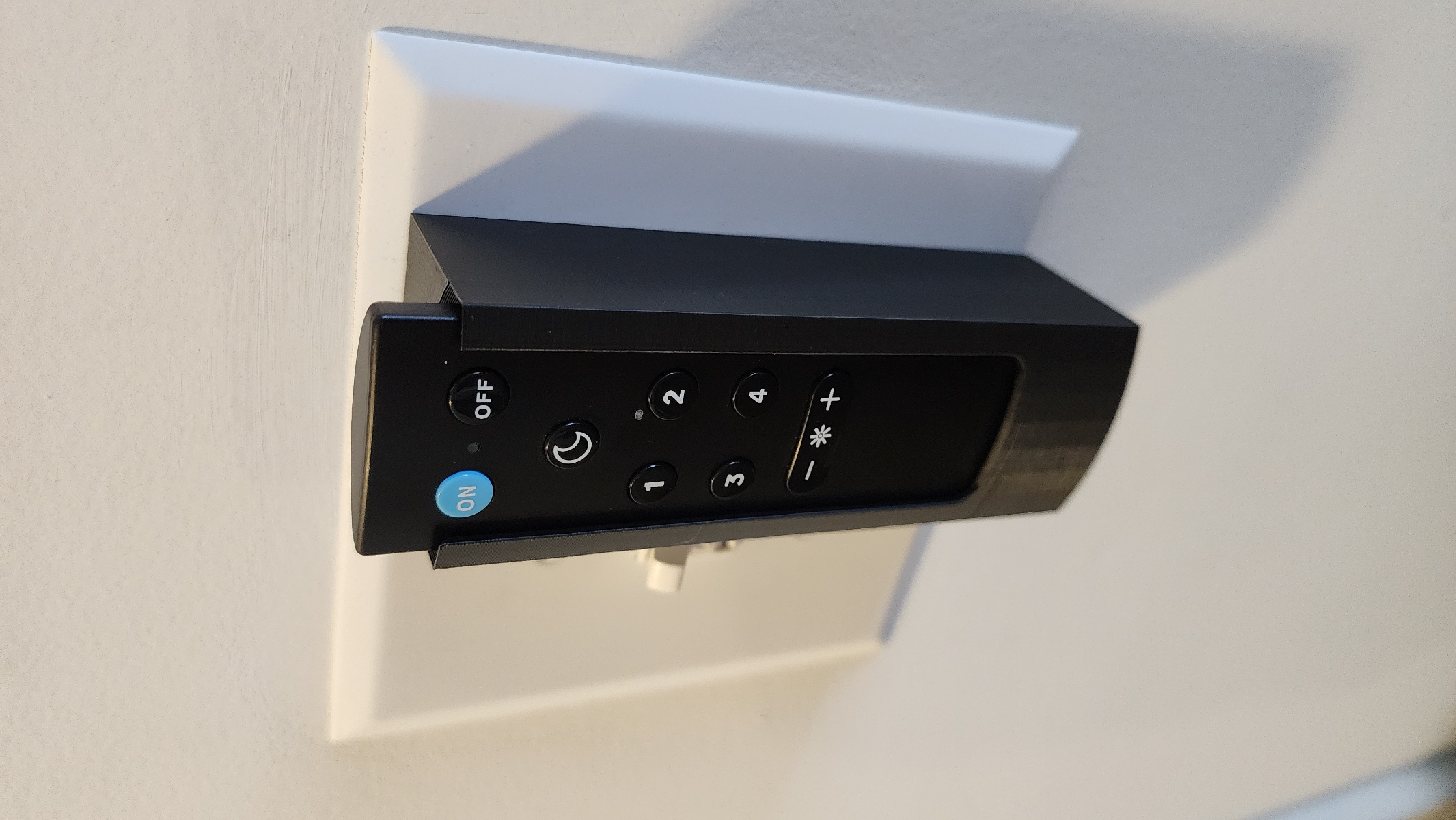 Wizmote Lightswitch Mount