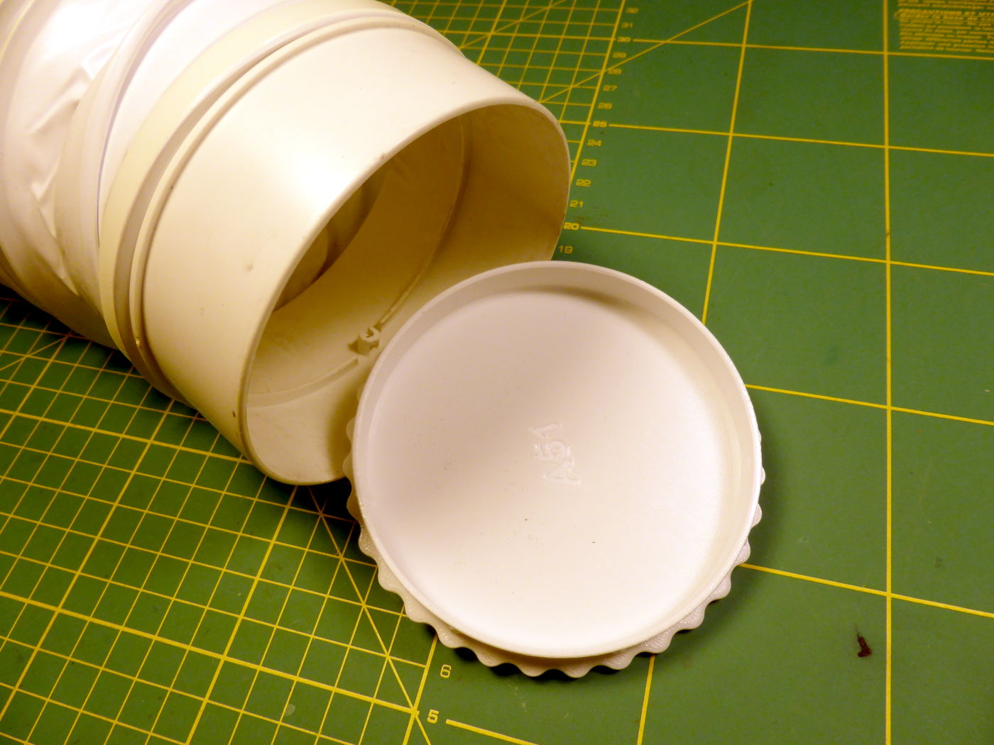 End Plug for 100mm plastic tubes