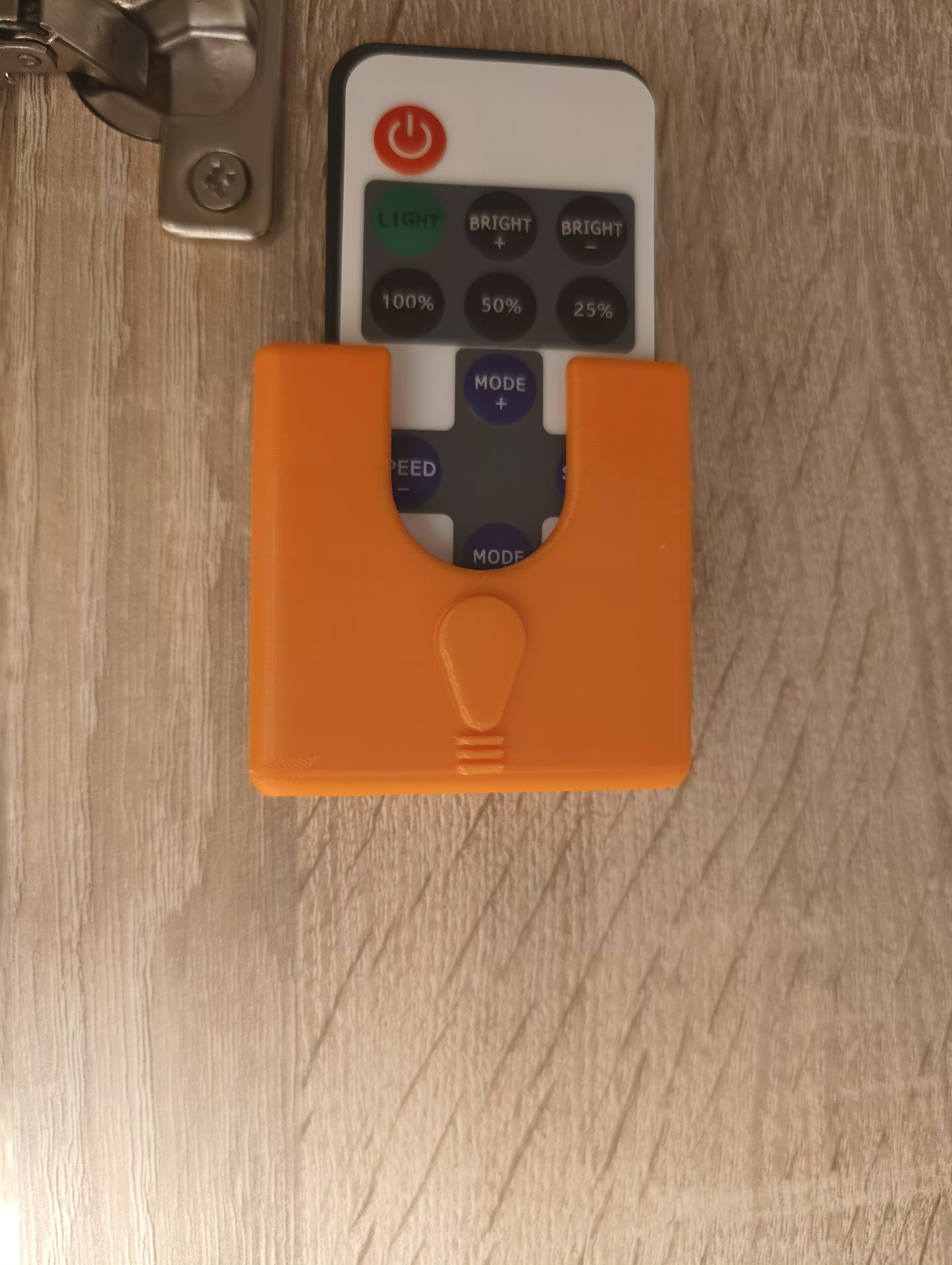 Miniatura 2 do modelo 3D Remote control organizer