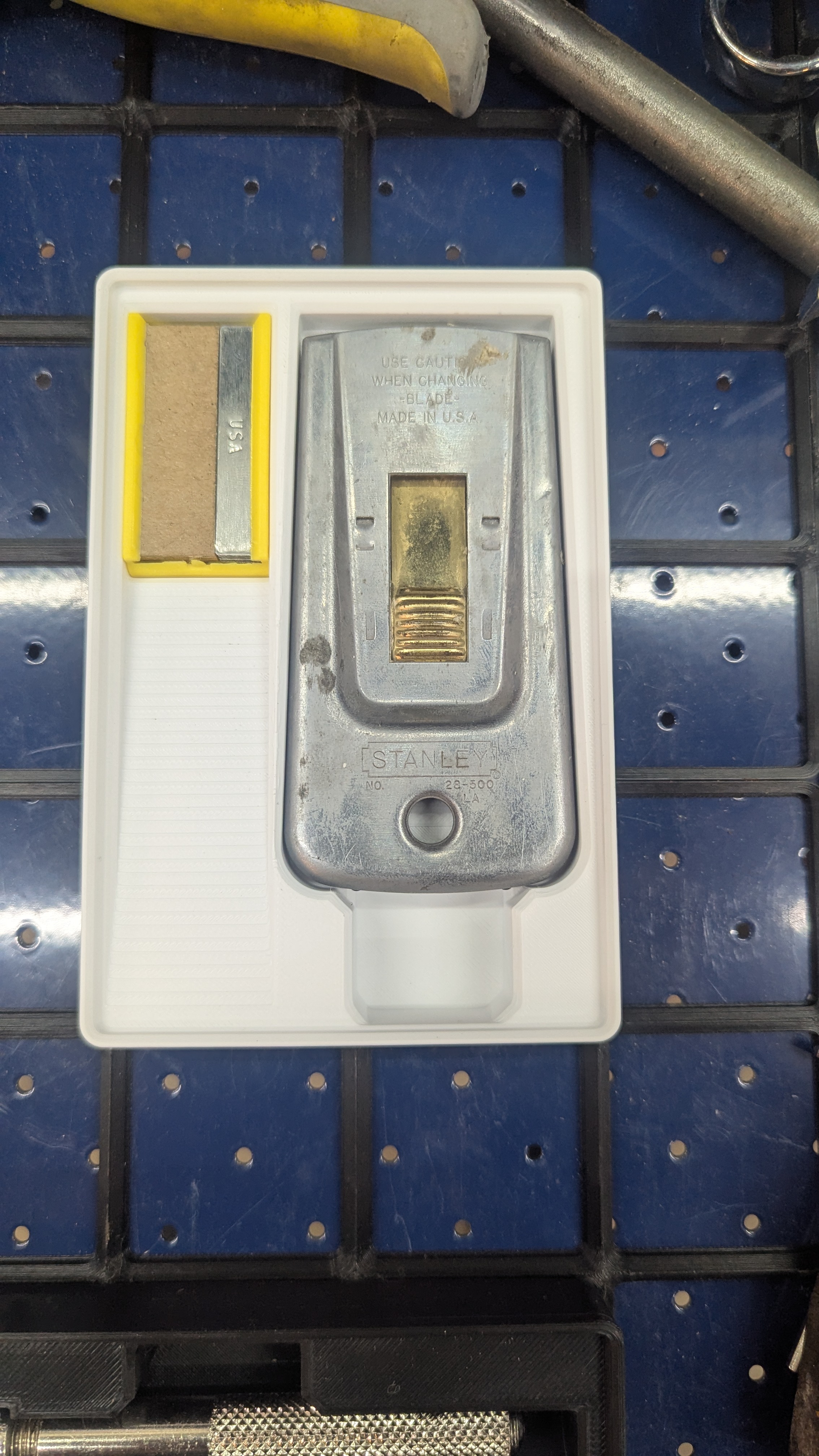 Gridfinity Stanley Scraper Knife Holder