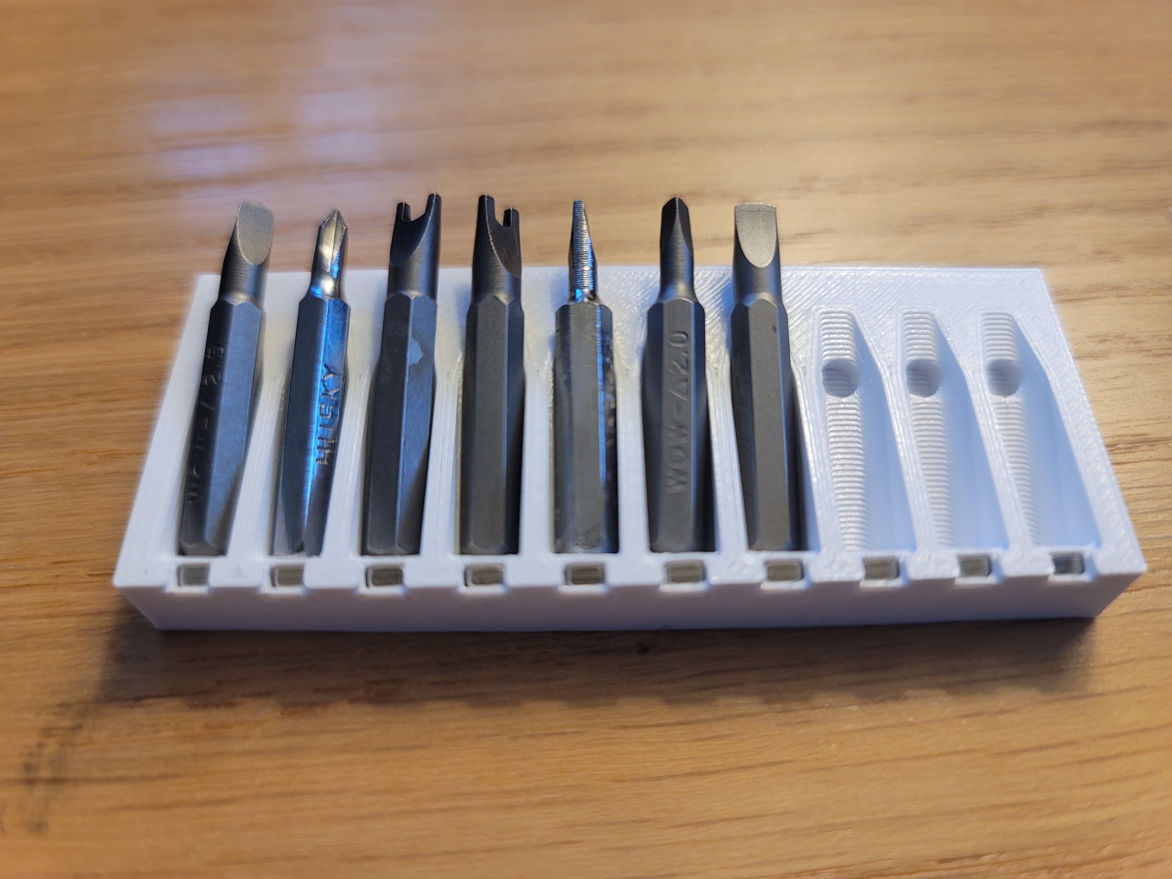 GEN2 4mm Hex Bit Holder with Magnets