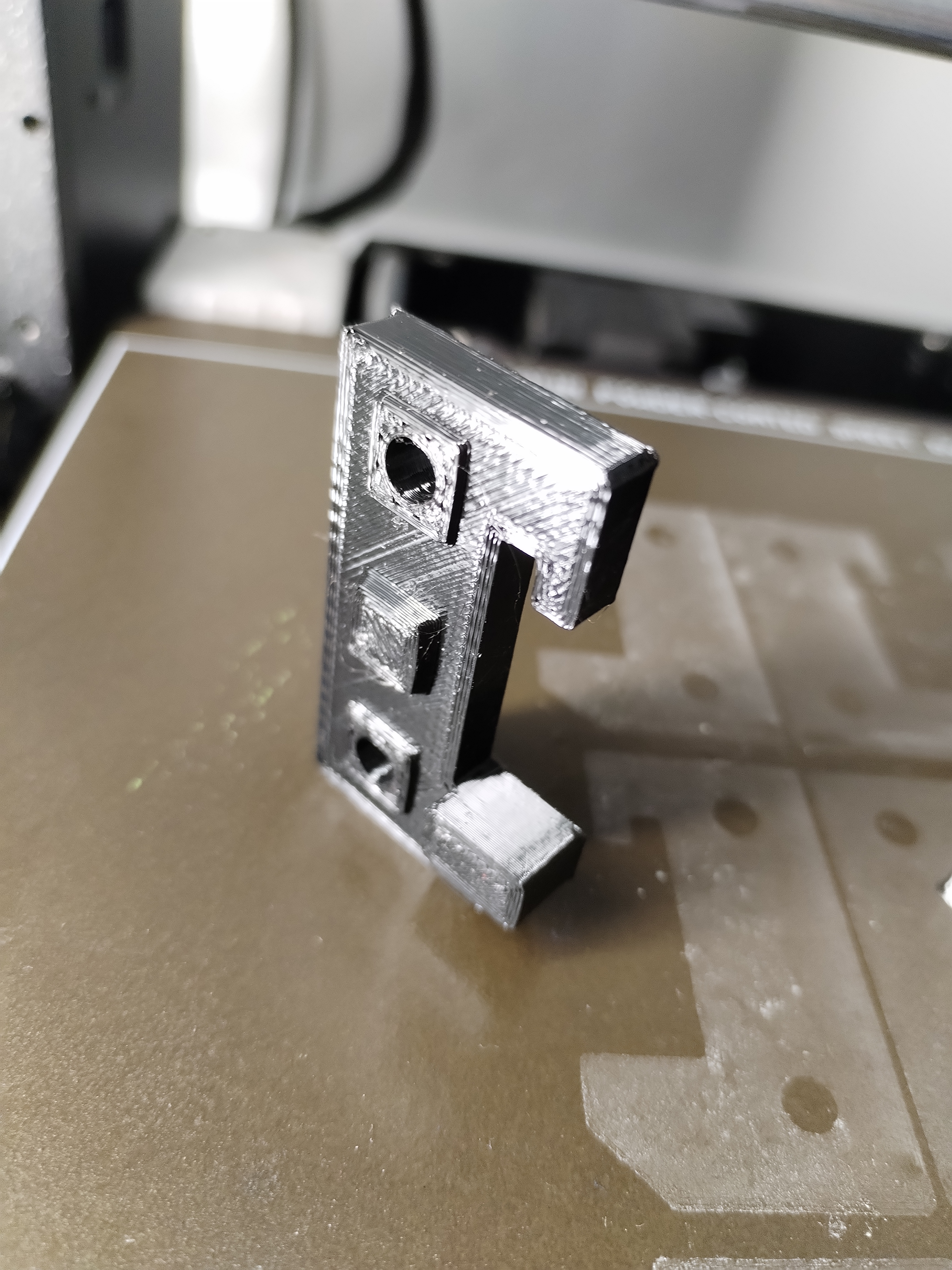 Miniatura 3 do modelo 3D Server rack shelf bracket