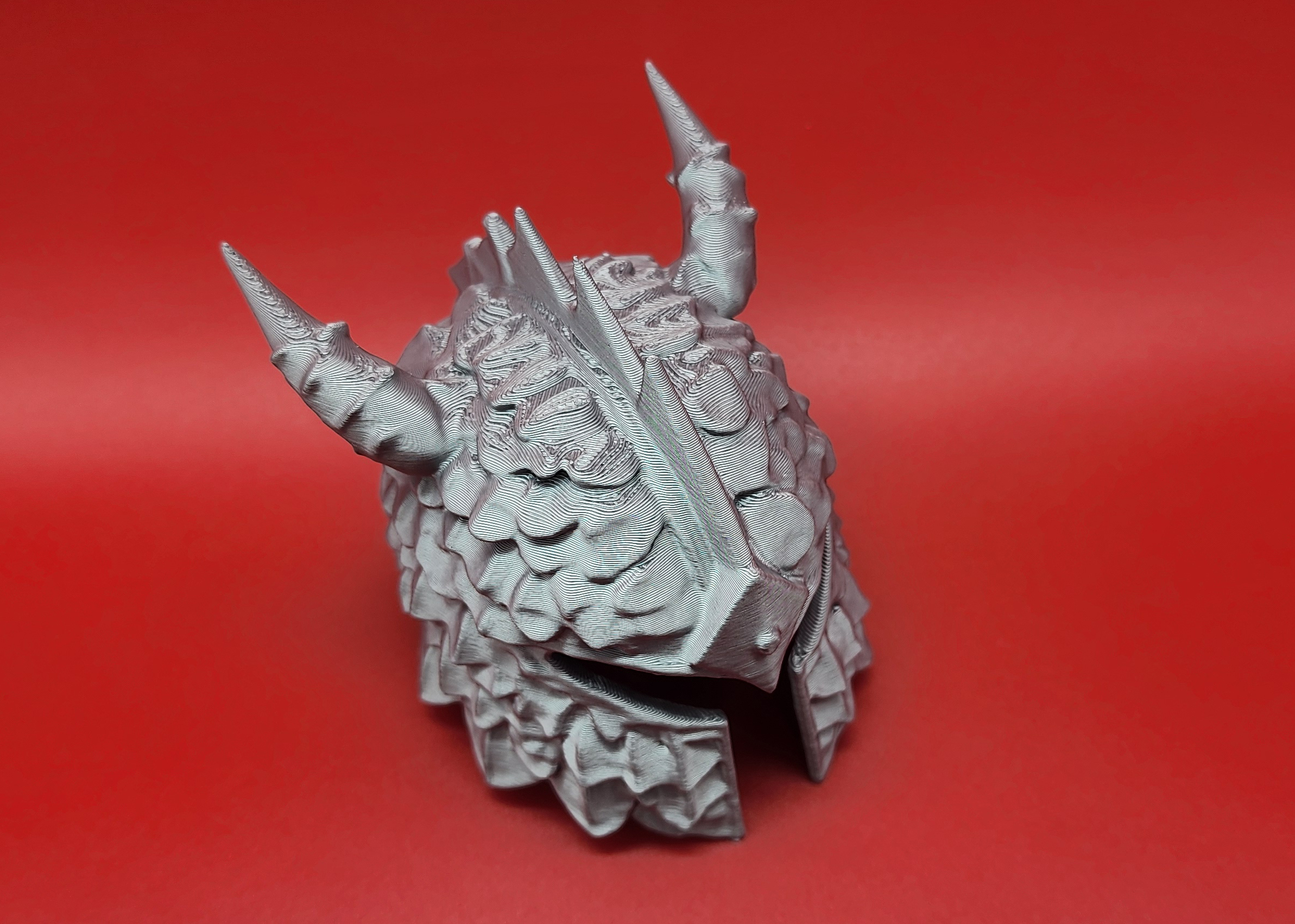 Miniatura 3 do modelo 3D Dragon Scale Helmet
