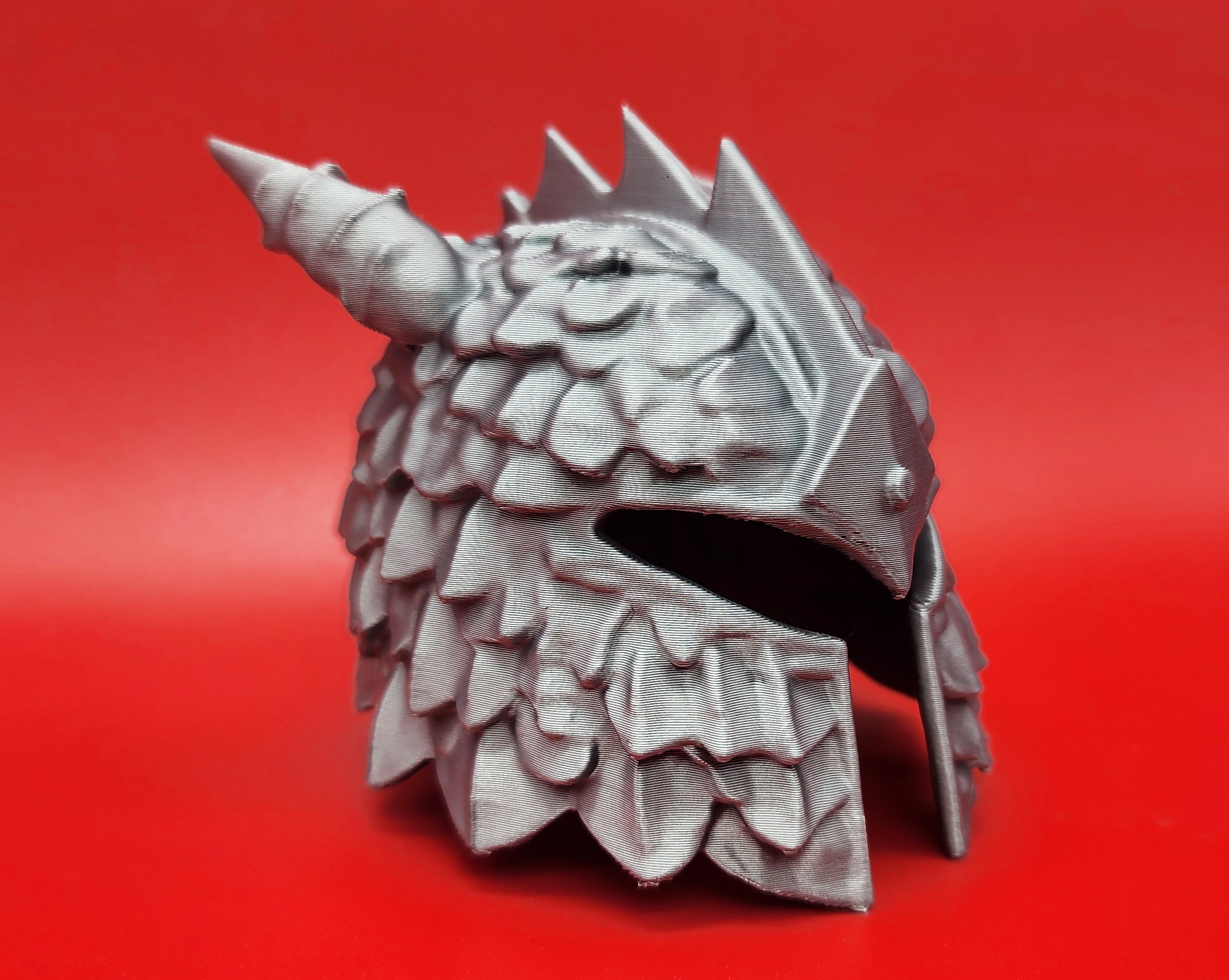 Miniatura 6 do modelo 3D Dragon Scale Helmet