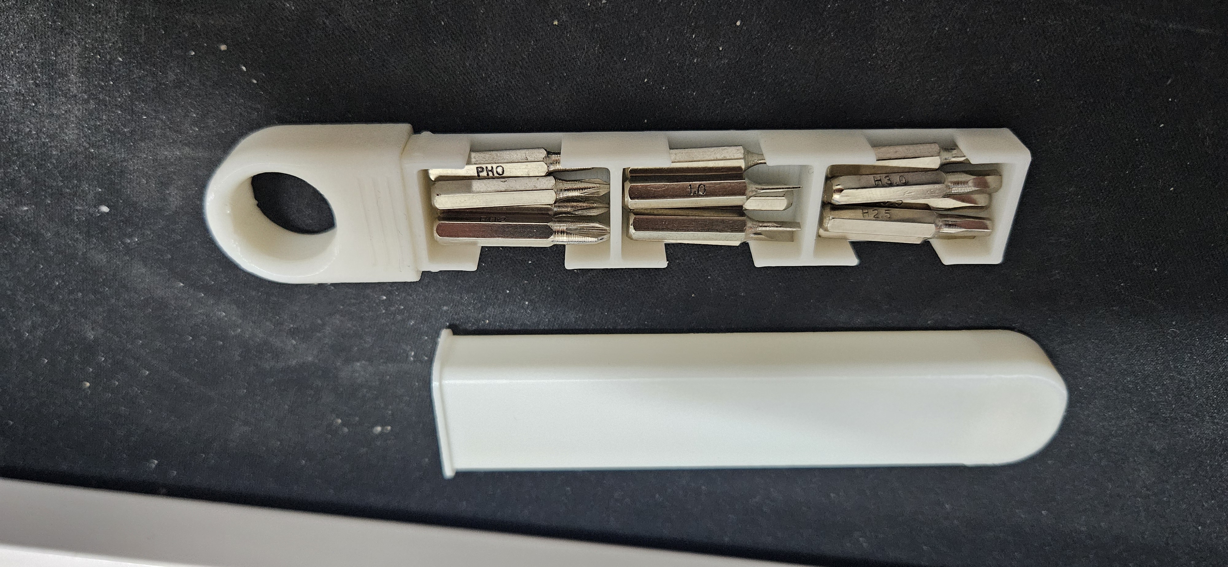 Pocket Screwdriver Kit for 4mm driver bits 3D model thumbnail