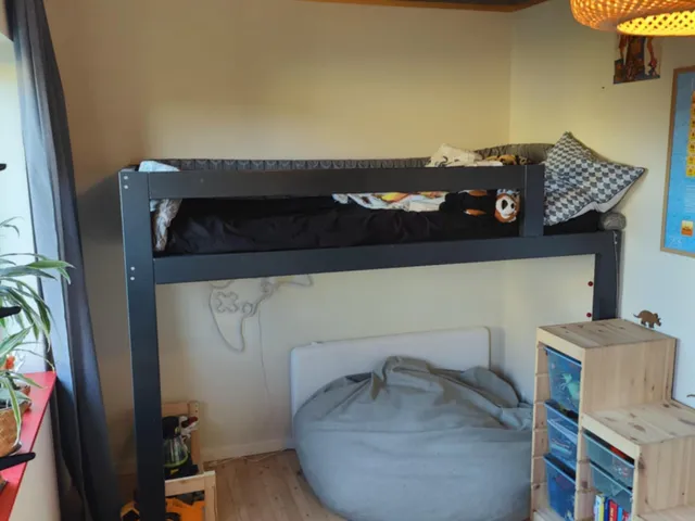 High Bedframe 200x90cm